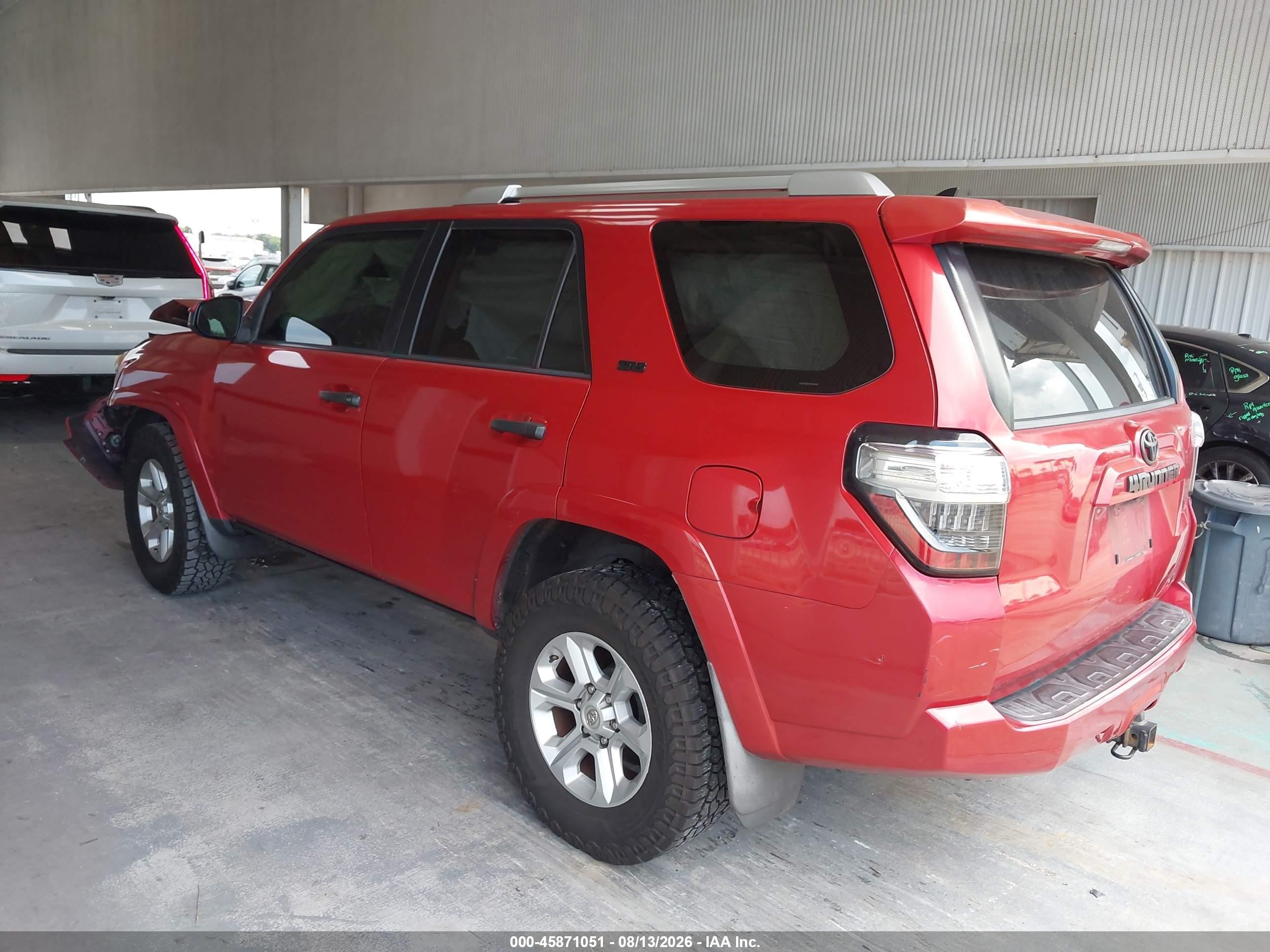 2015 Toyota 4runner Sr5 Red vin: JTEZU5JR3F5097580