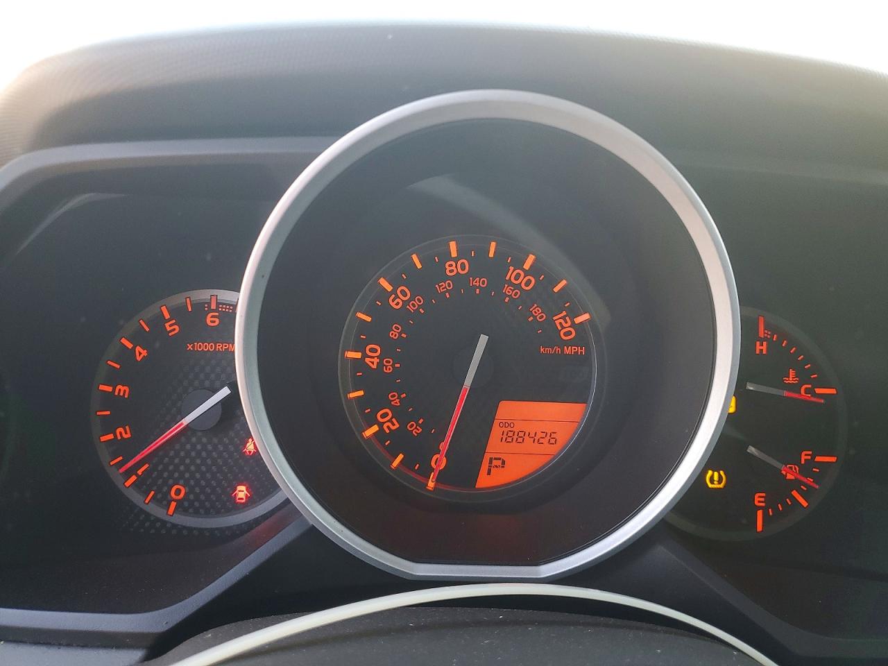 2010 Toyota 4runner Sr5 Silver vin: JTEZU5JR4A5000802