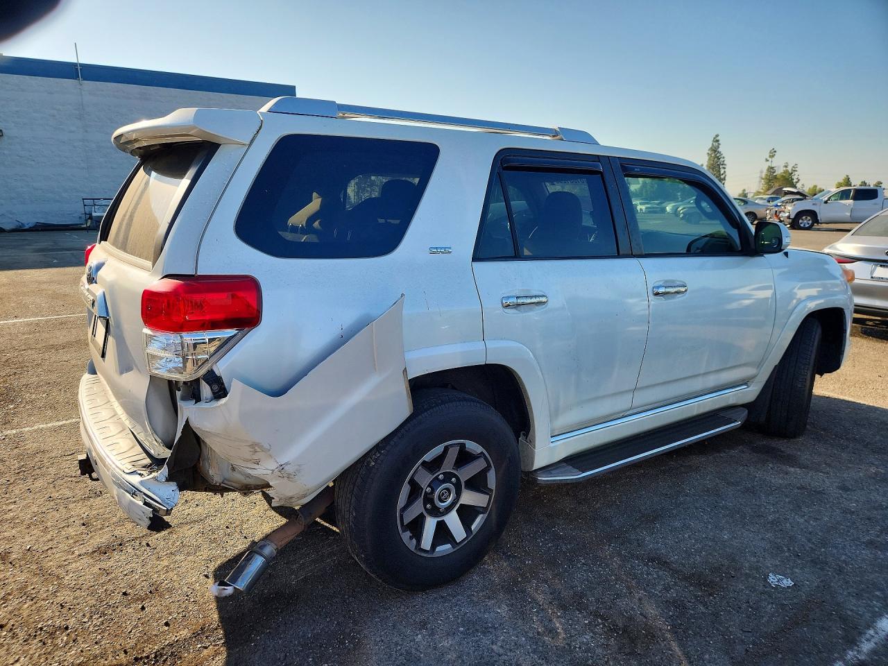 2011 Toyota 4runner Sr5 White vin: JTEZU5JR4B5031839