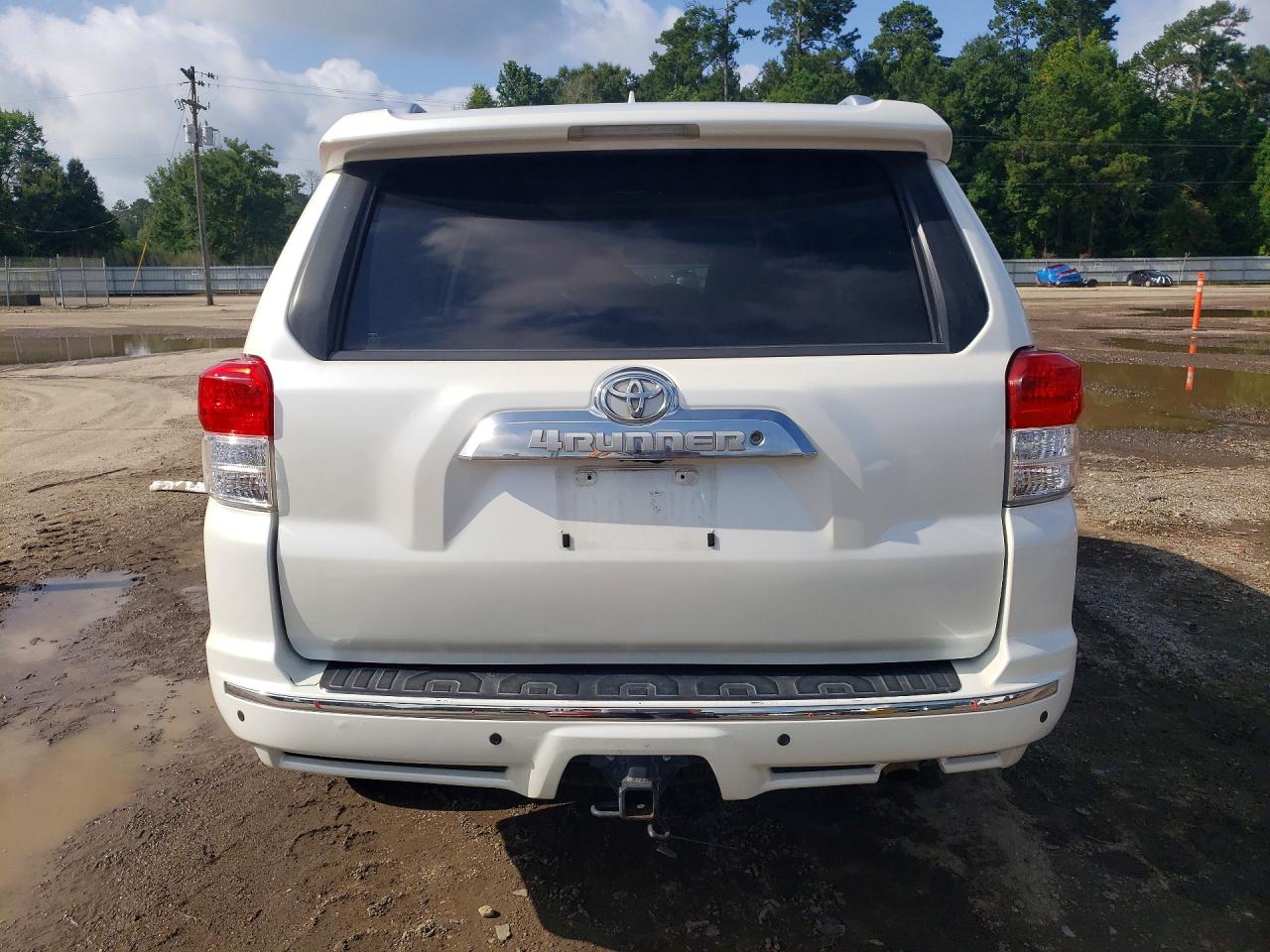 2012 Toyota 4runner Sr5 Белый vin: JTEZU5JR4C5037657