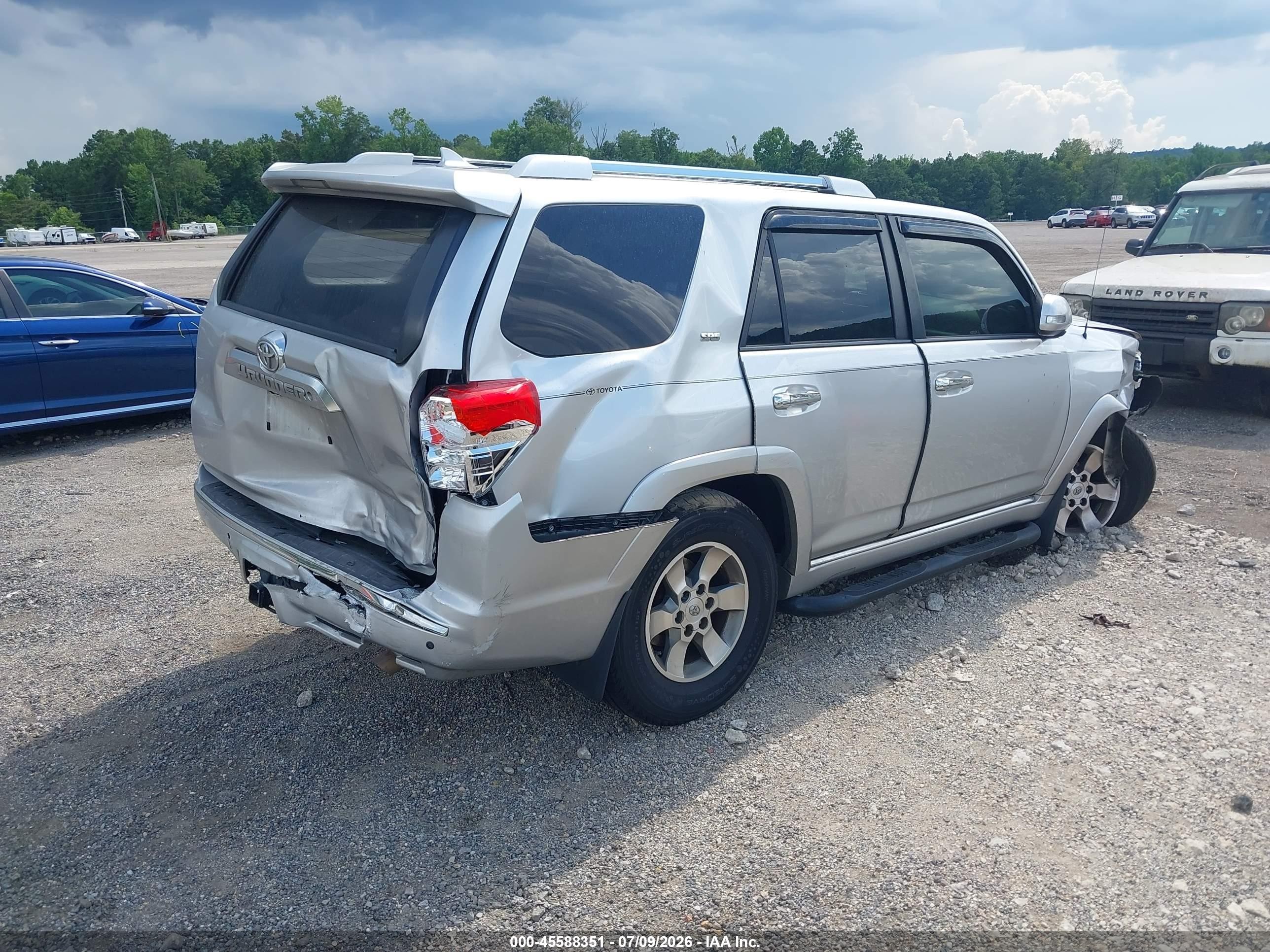 2013 Toyota 4runner Sr5 Silver vin: JTEZU5JR4D5049678