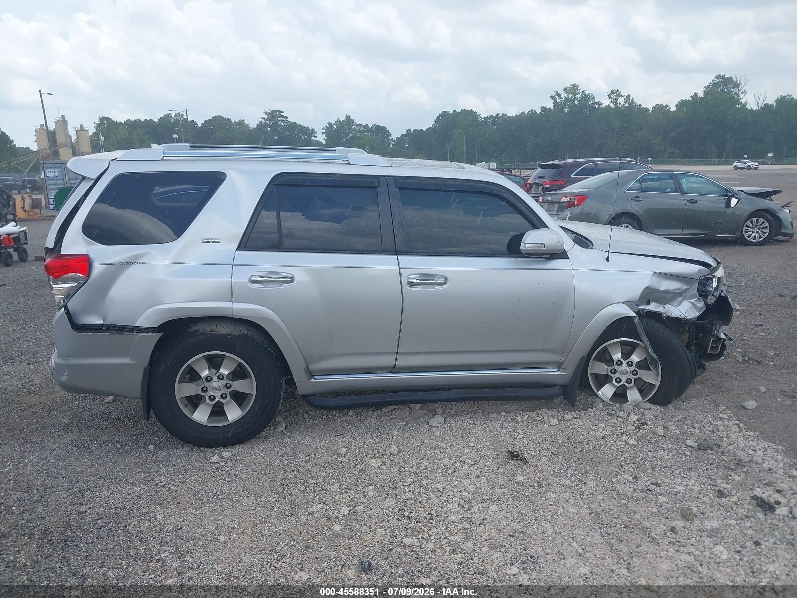 2013 Toyota 4runner Sr5 Silver vin: JTEZU5JR4D5049678