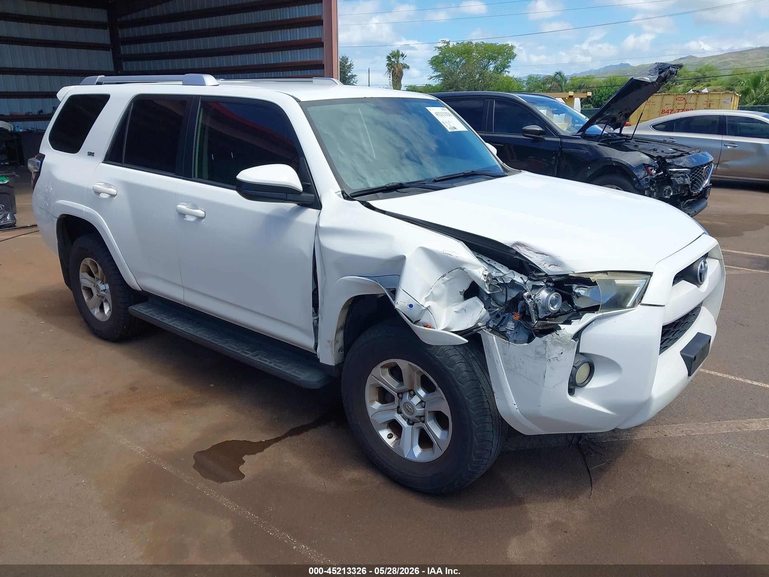 2014 Toyota 4runner Limited/sr5/sr5 Premium White vin: JTEZU5JR4E5080060
