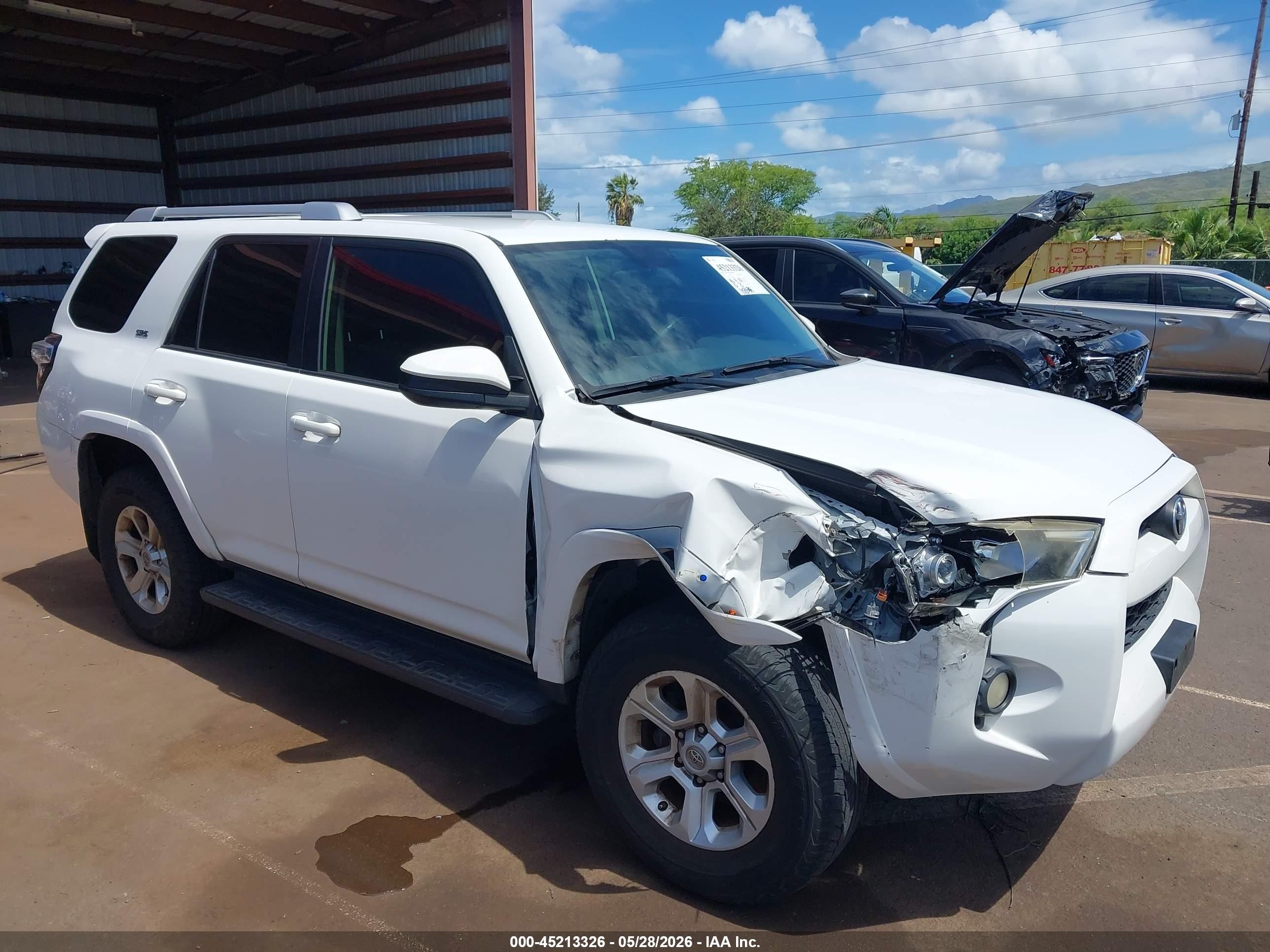 2014 Toyota 4runner Limited/sr5/sr5 Premium White vin: JTEZU5JR4E5080060