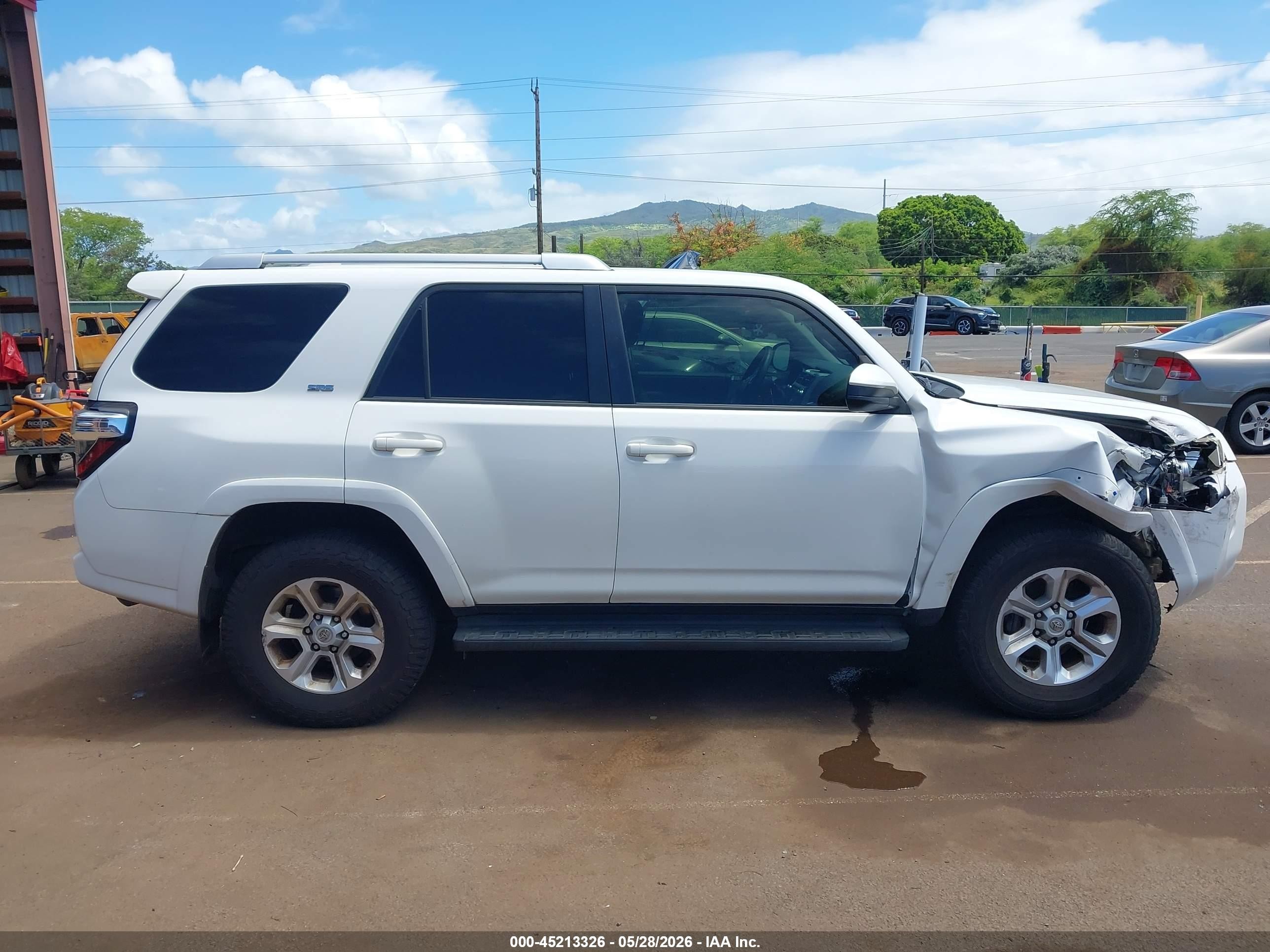 2014 Toyota 4runner Limited/sr5/sr5 Premium White vin: JTEZU5JR4E5080060