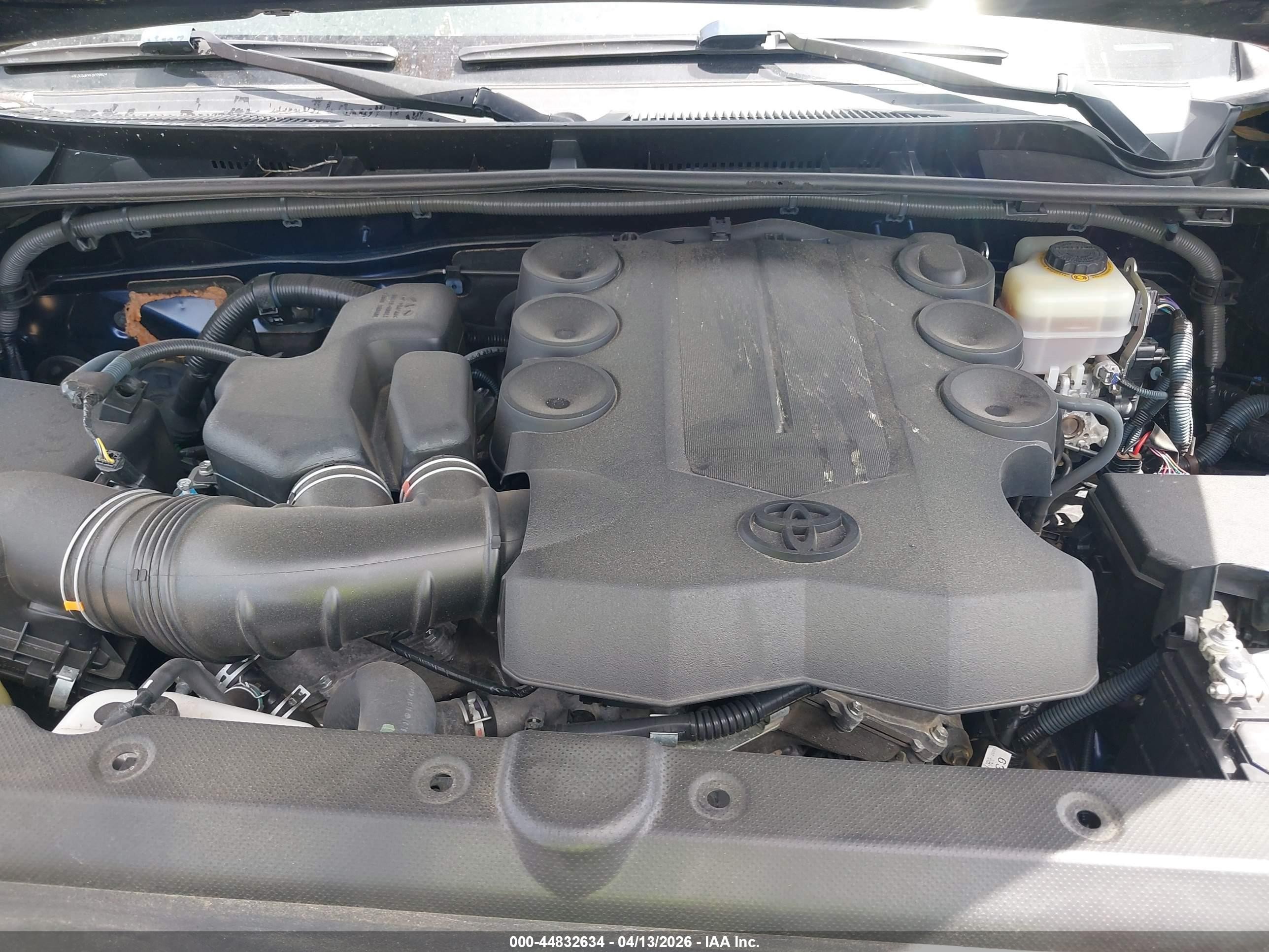 2015 Toyota 4runner Sr5 Blue vin: JTEZU5JR4F5099824