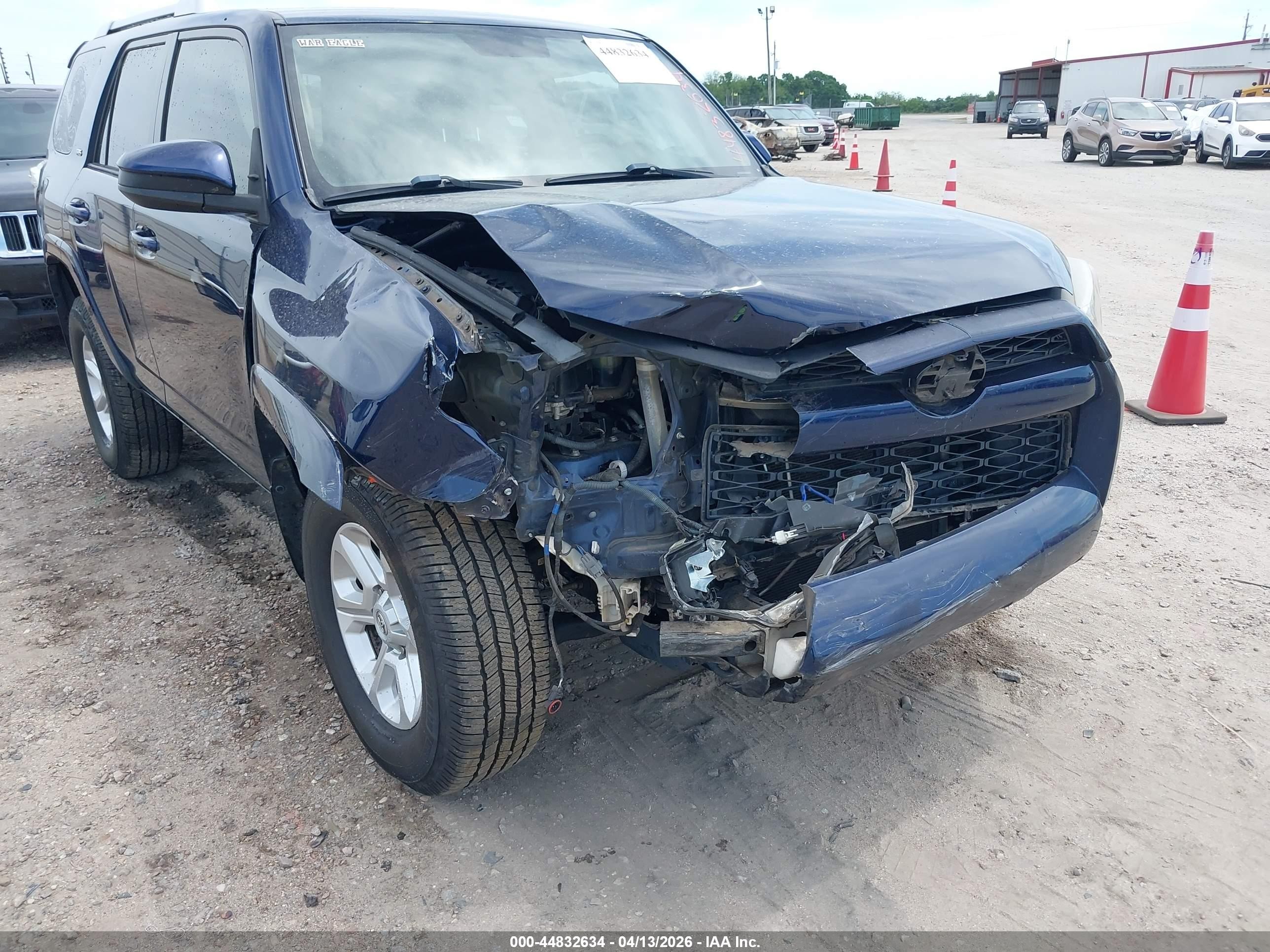 2015 Toyota 4runner Sr5 Blue vin: JTEZU5JR4F5099824