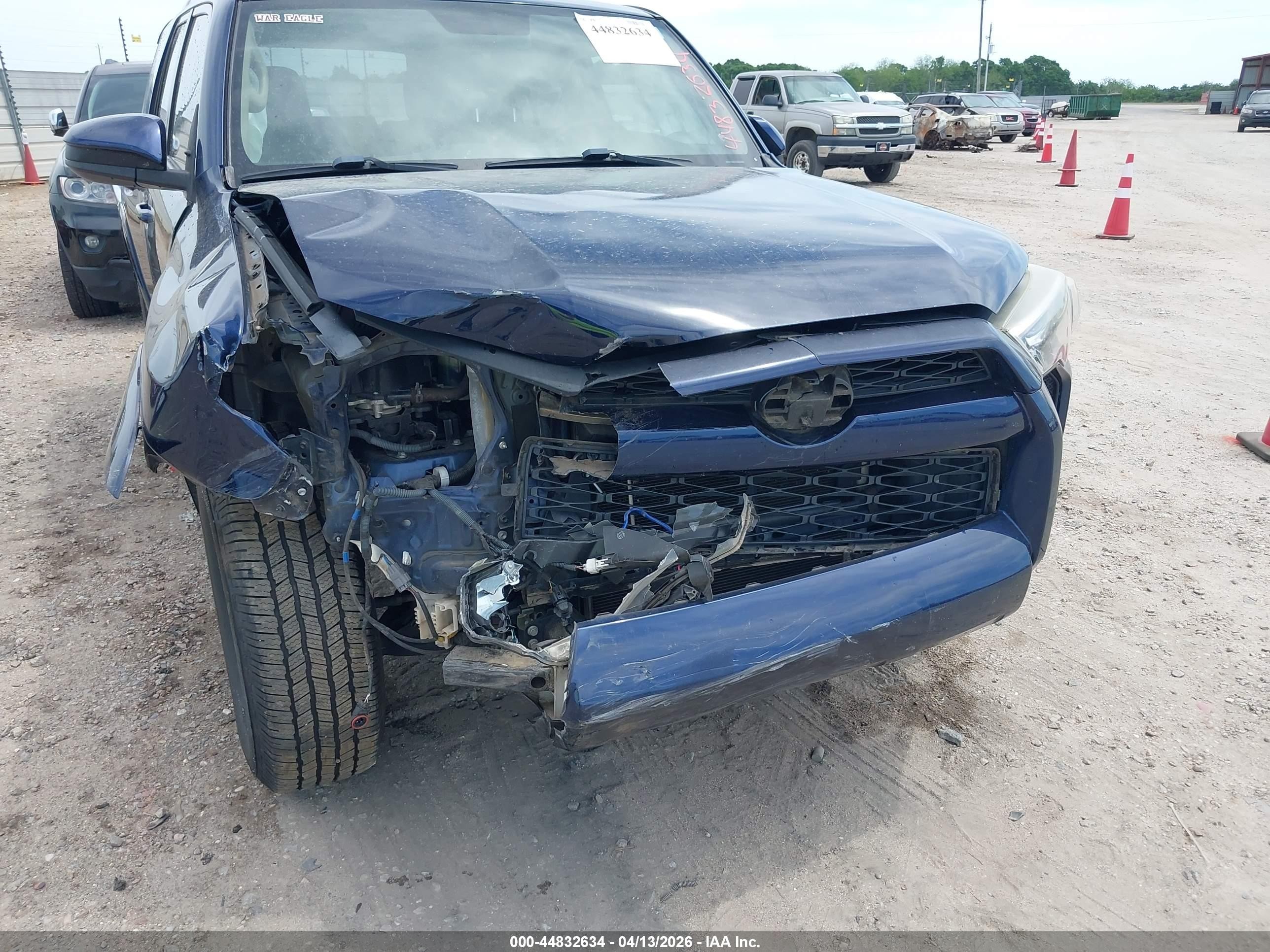 2015 Toyota 4runner Sr5 Blue vin: JTEZU5JR4F5099824