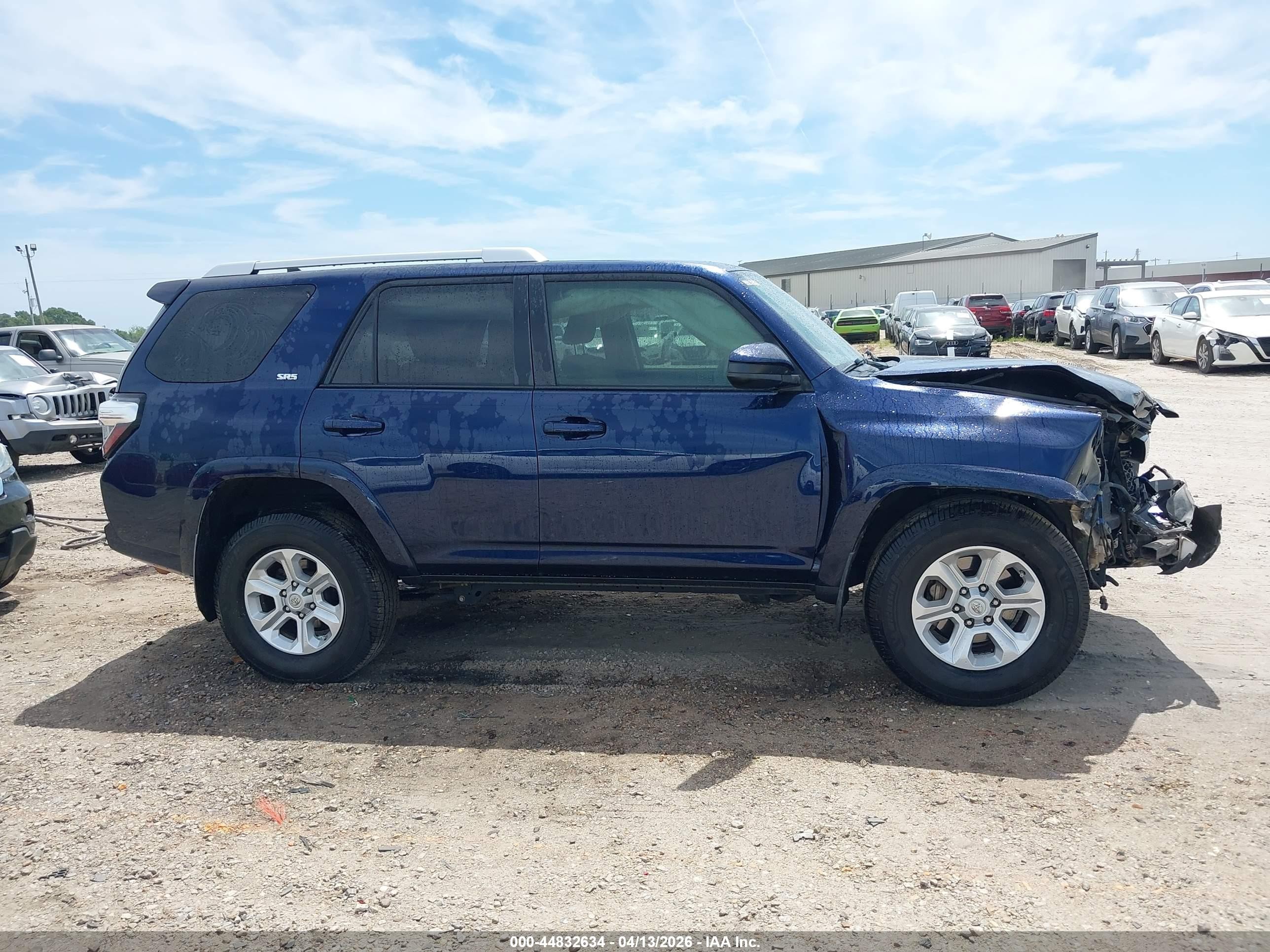2015 Toyota 4runner Sr5 Blue vin: JTEZU5JR4F5099824