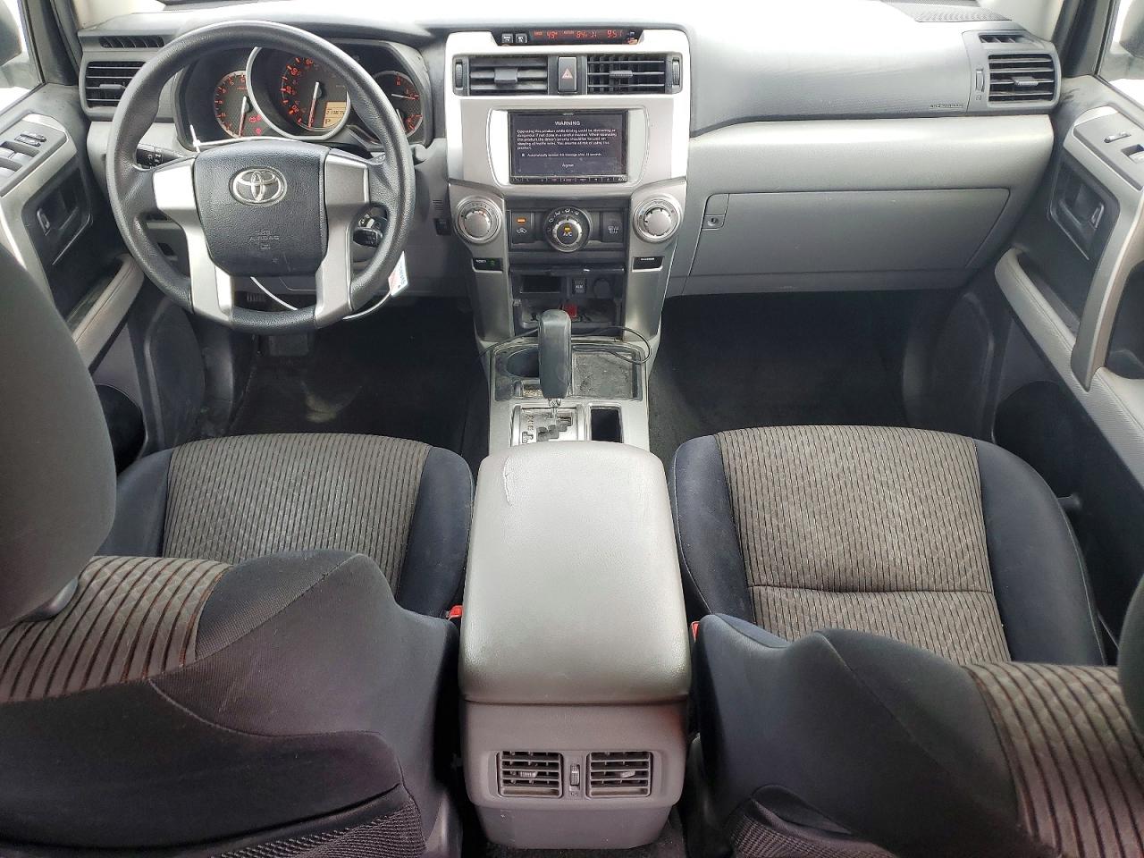2010 Toyota 4runner Sr5 Silver vin: JTEZU5JR5A5000341