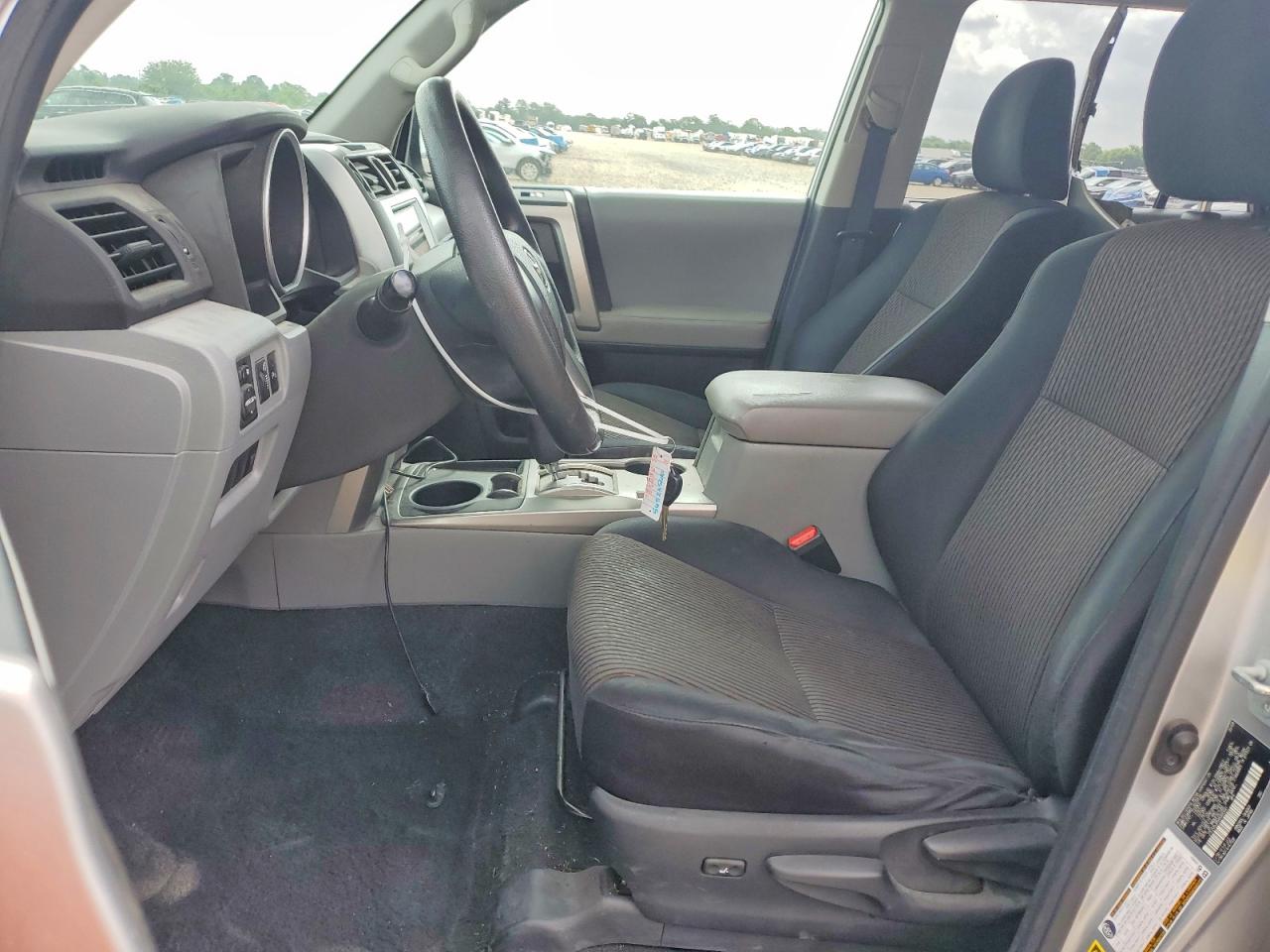 2010 Toyota 4runner Sr5 Silver vin: JTEZU5JR5A5000341