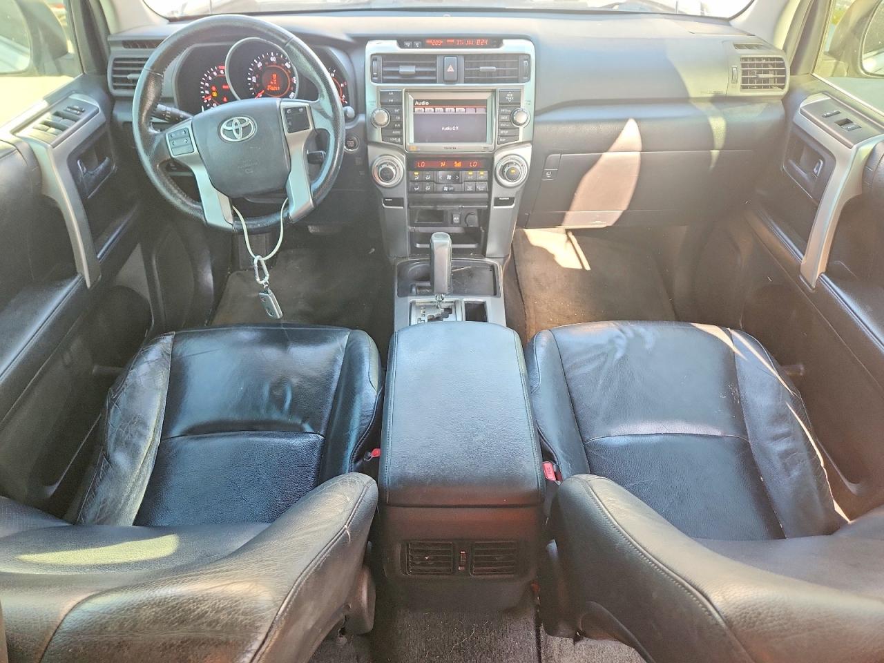 2010 Toyota 4runner Limited White vin: JTEZU5JR5A5002025