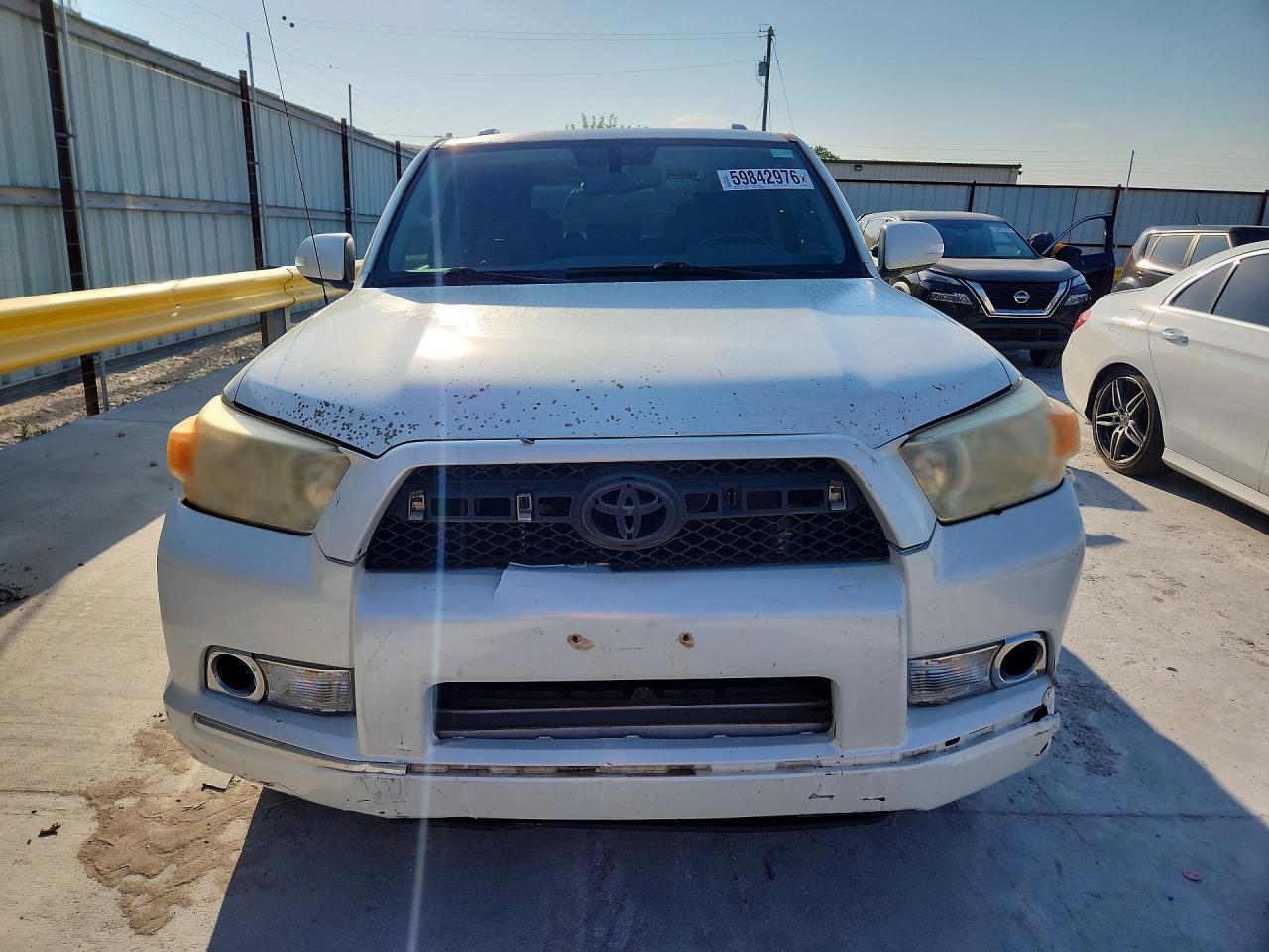 2010 Toyota 4runner Limited White vin: JTEZU5JR5A5002025