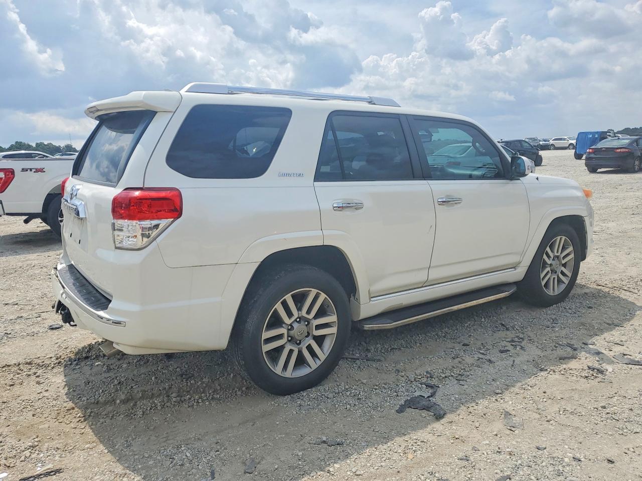 2010 Toyota 4runner Limited White vin: JTEZU5JR5A5003398