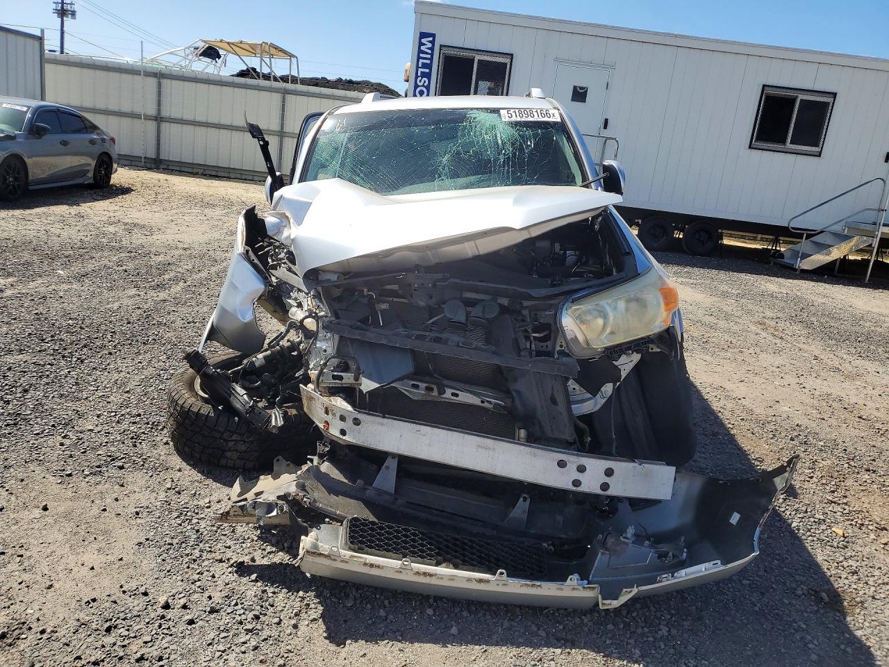 2011 Toyota 4runner Sr5 Silver vin: JTEZU5JR5B5018078