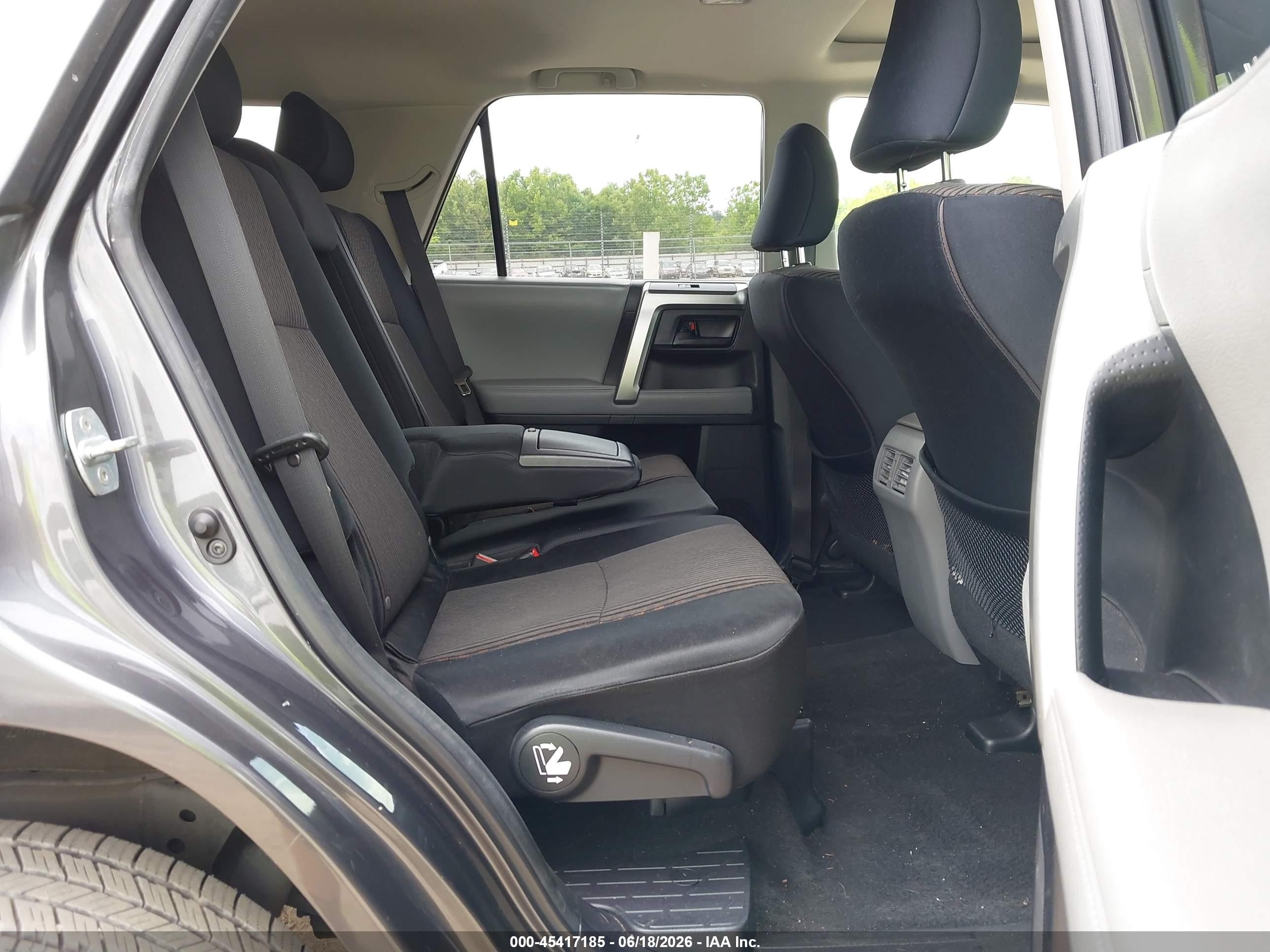 2012 Toyota 4runner Sr5 Black vin: JTEZU5JR5C5037294