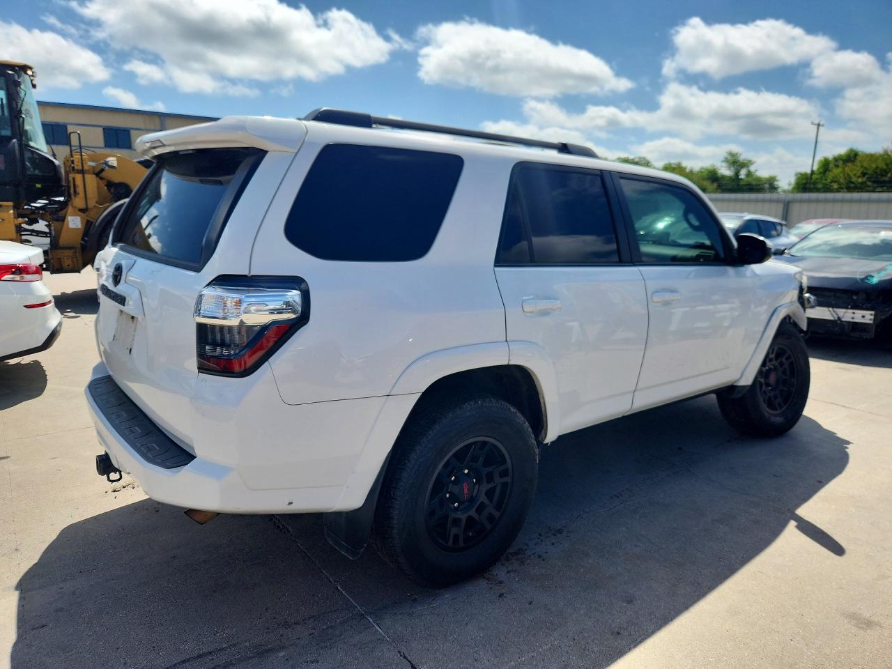 2014 Toyota 4runner Sr5 White vin: JTEZU5JR5E5079774