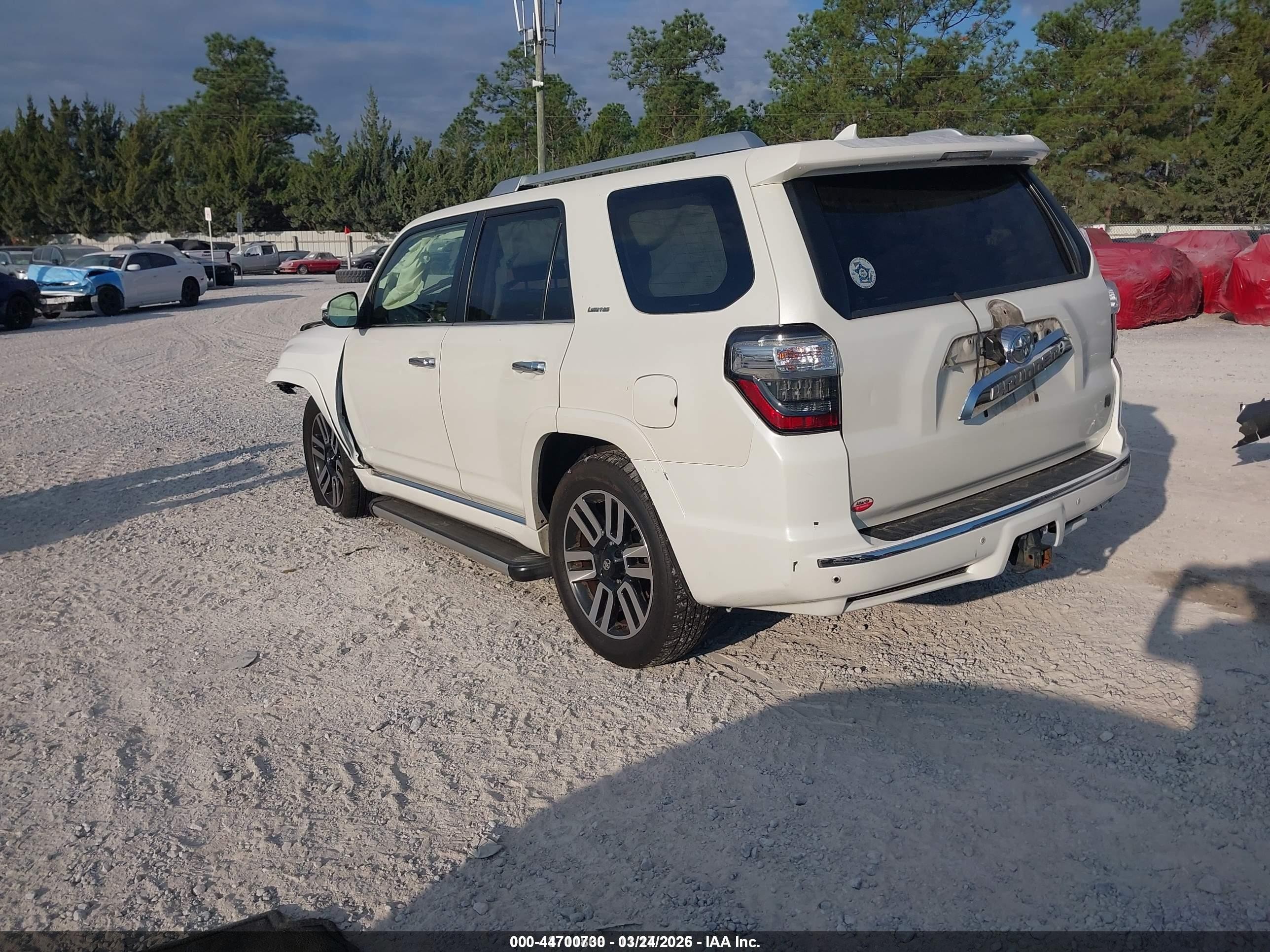 2015 Toyota 4runner Limited White vin: JTEZU5JR5F5093028