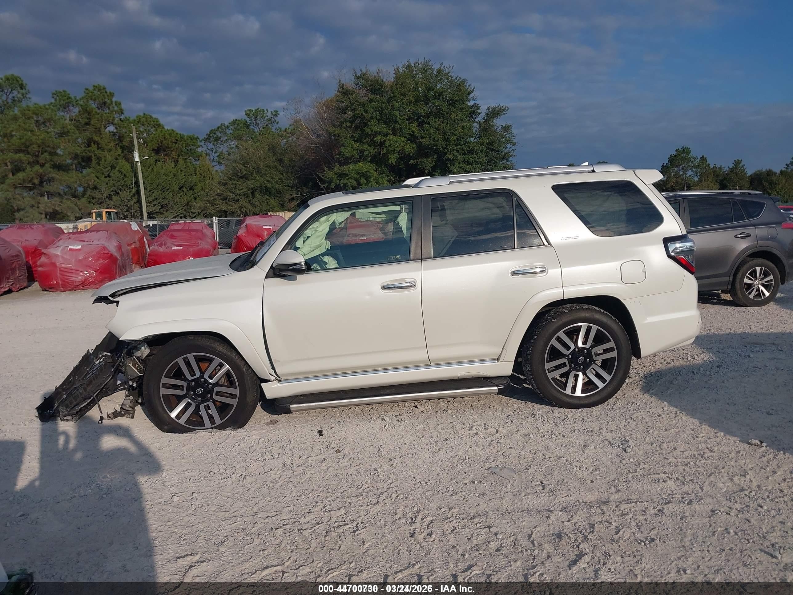 2015 Toyota 4runner Limited White vin: JTEZU5JR5F5093028