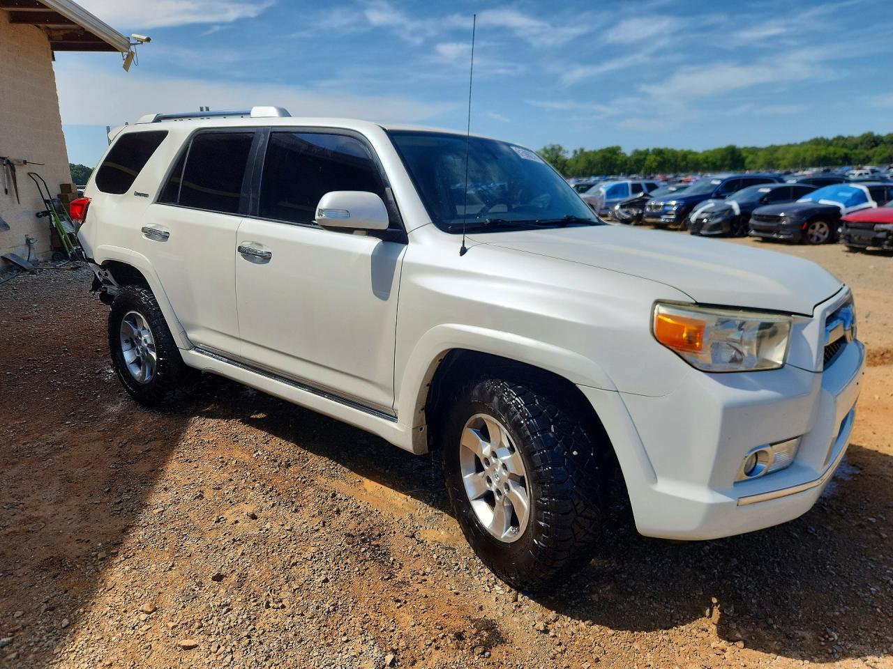 2010 Toyota 4runner Limited White vin: JTEZU5JR6A5000445