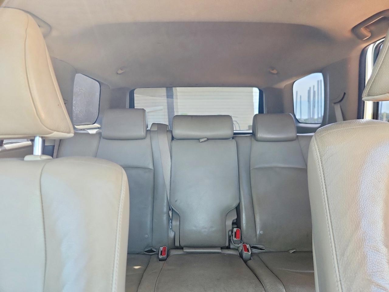 2010 Toyota 4runner Limited White vin: JTEZU5JR6A5000445