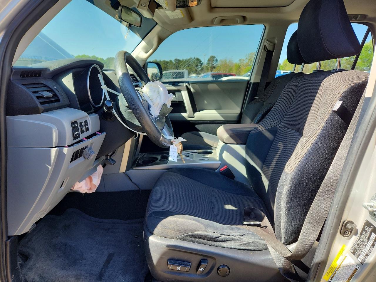 2010 Toyota 4runner Sr5 Серебряный vin: JTEZU5JR6A5006536