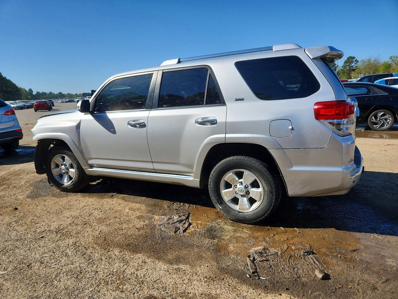 2010 Toyota 4runner Sr5 Серебряный vin: JTEZU5JR6A5006536