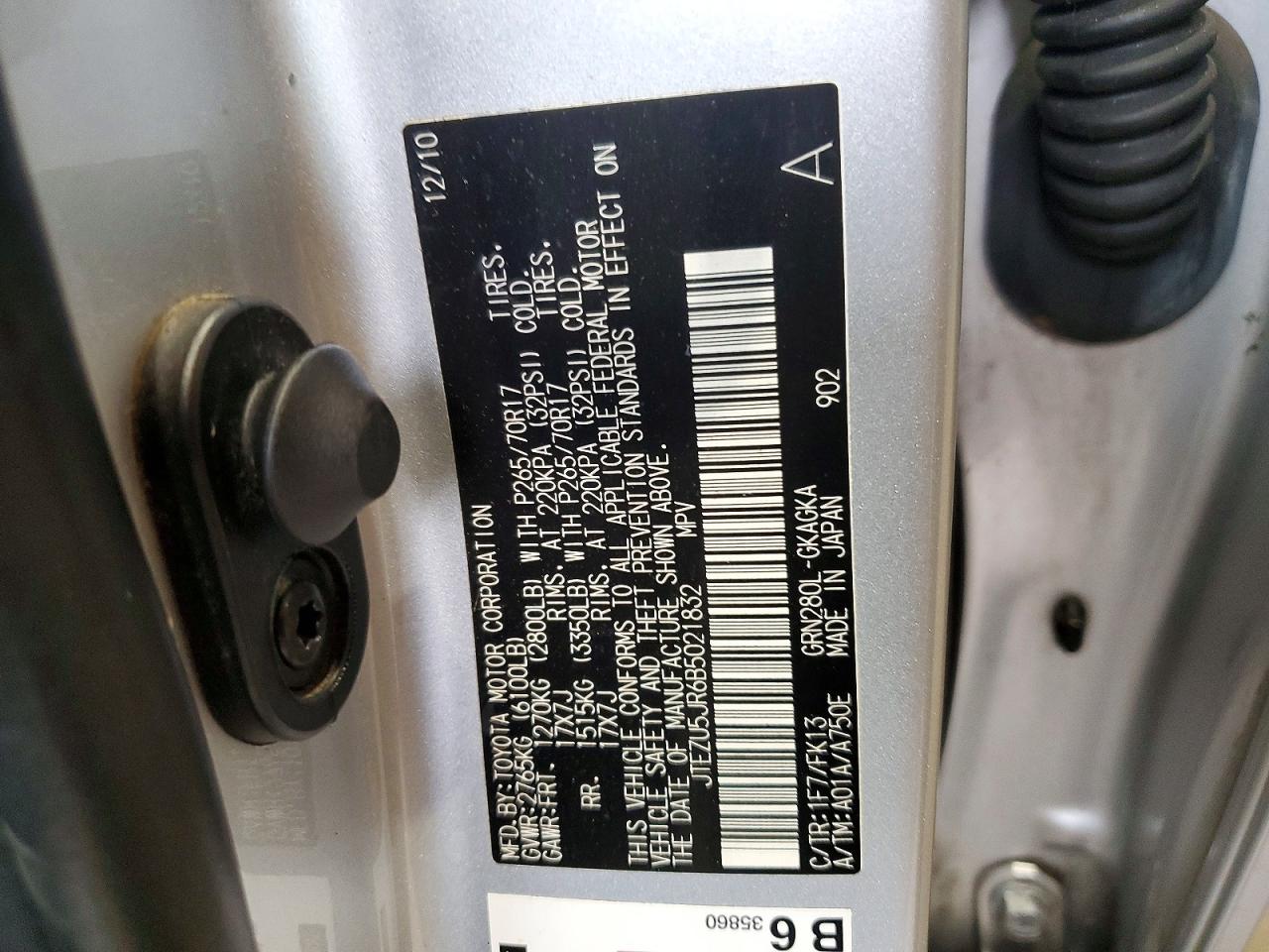 2011 Toyota 4runner Sr5 Silver vin: JTEZU5JR6B5021832
