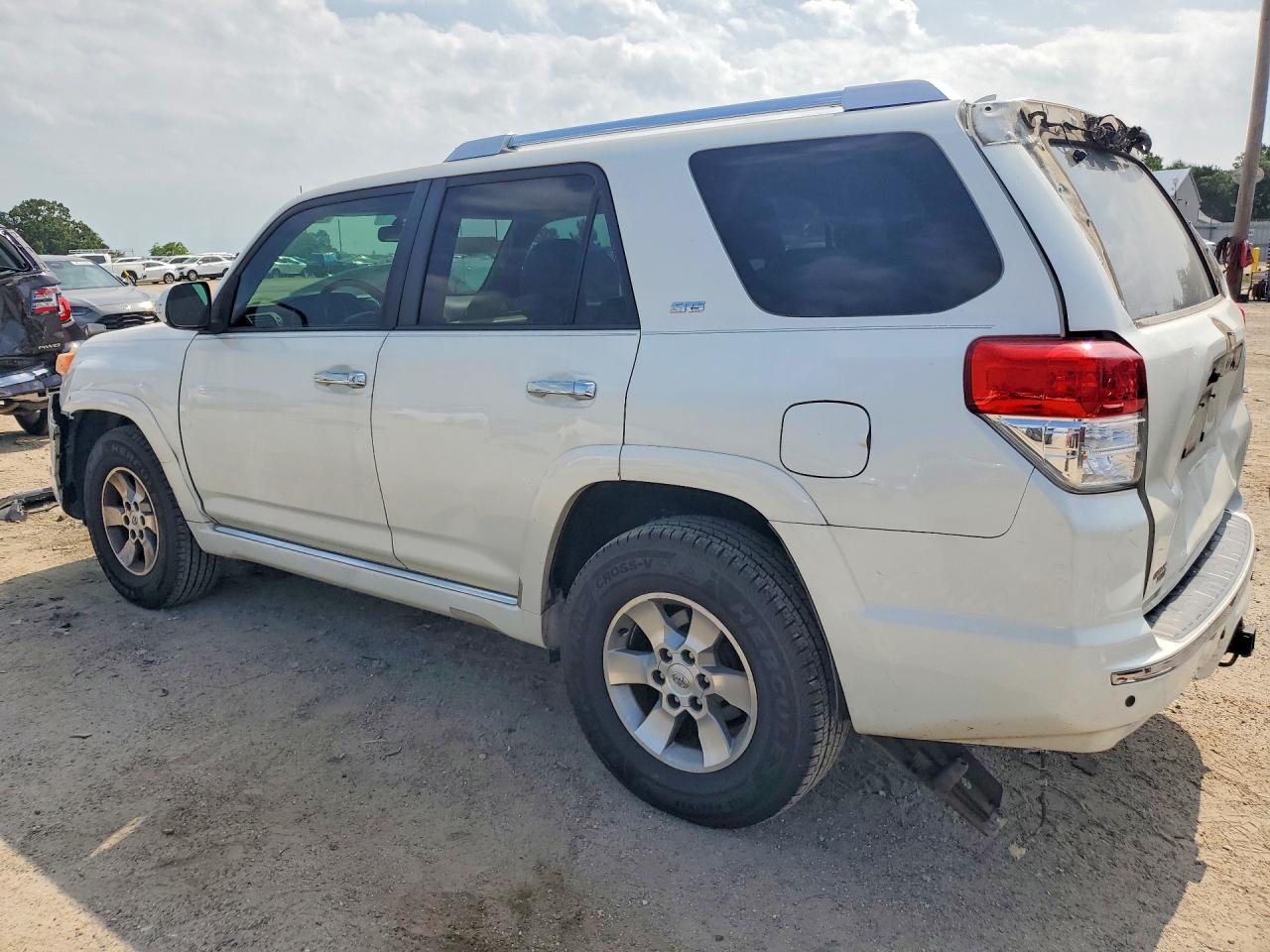 2011 Toyota 4runner Sr5 White vin: JTEZU5JR6B5029977