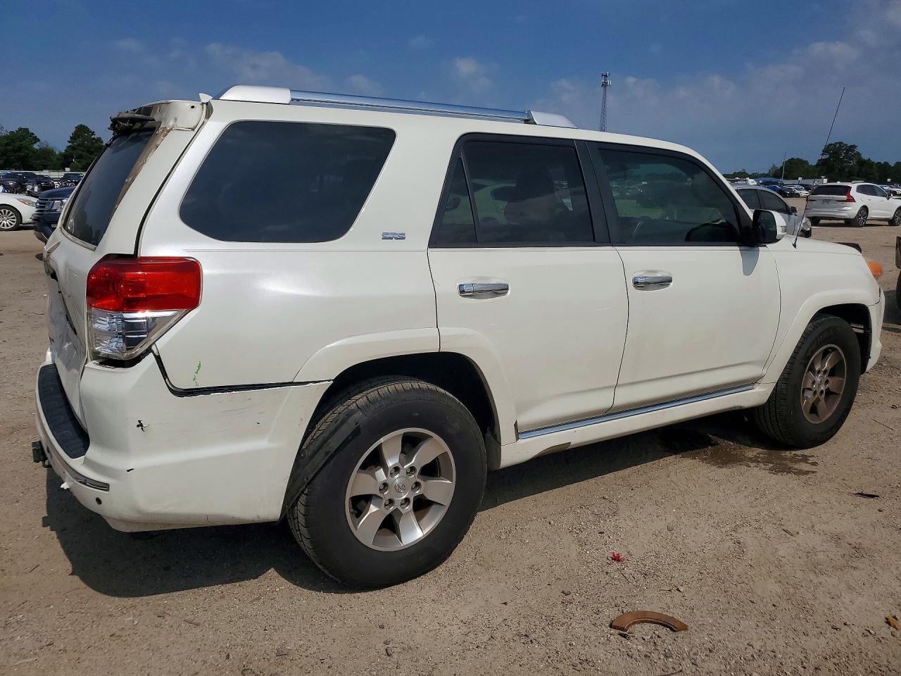 2011 Toyota 4runner Sr5 White vin: JTEZU5JR6B5029977