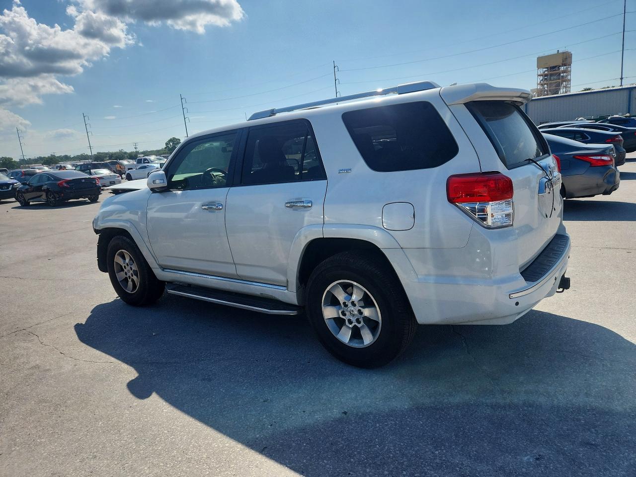 2012 Toyota 4runner Sr5 Белый vin: JTEZU5JR6C5036686