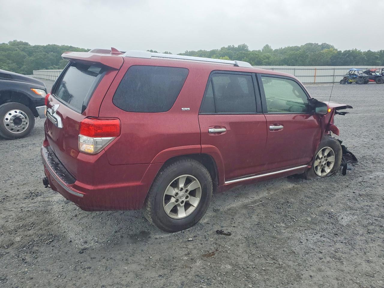 2013 Toyota 4runner Sr5 Бордовый vin: JTEZU5JR6D5051528