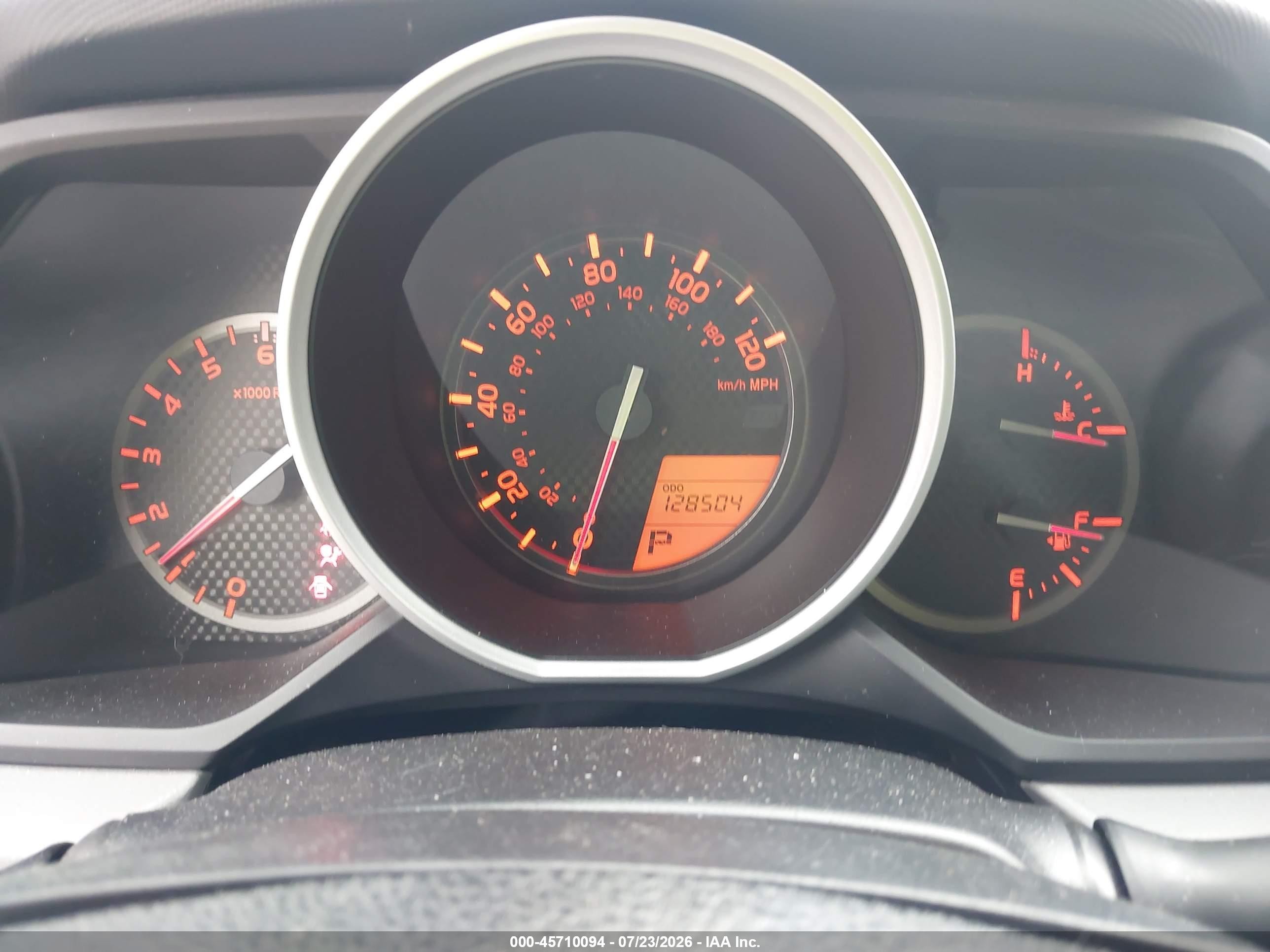 2013 Toyota 4runner Sr5 Белый vin: JTEZU5JR6D5055062