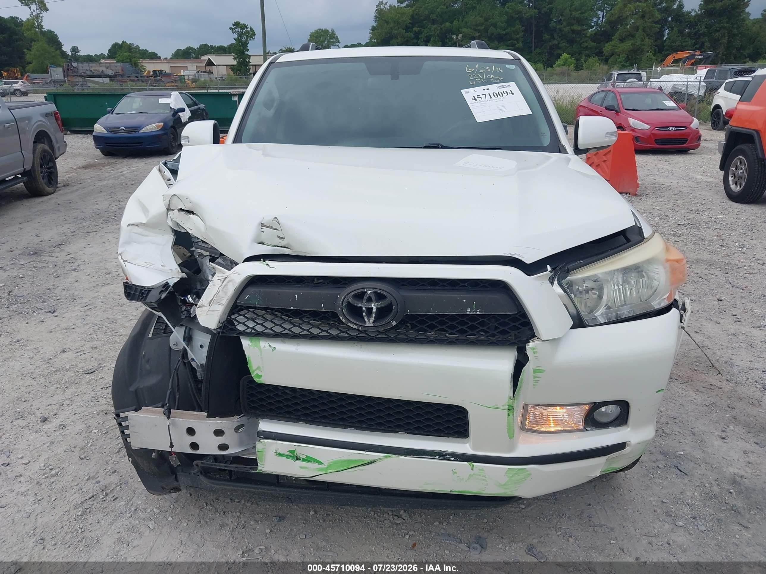 2013 Toyota 4runner Sr5 Белый vin: JTEZU5JR6D5055062