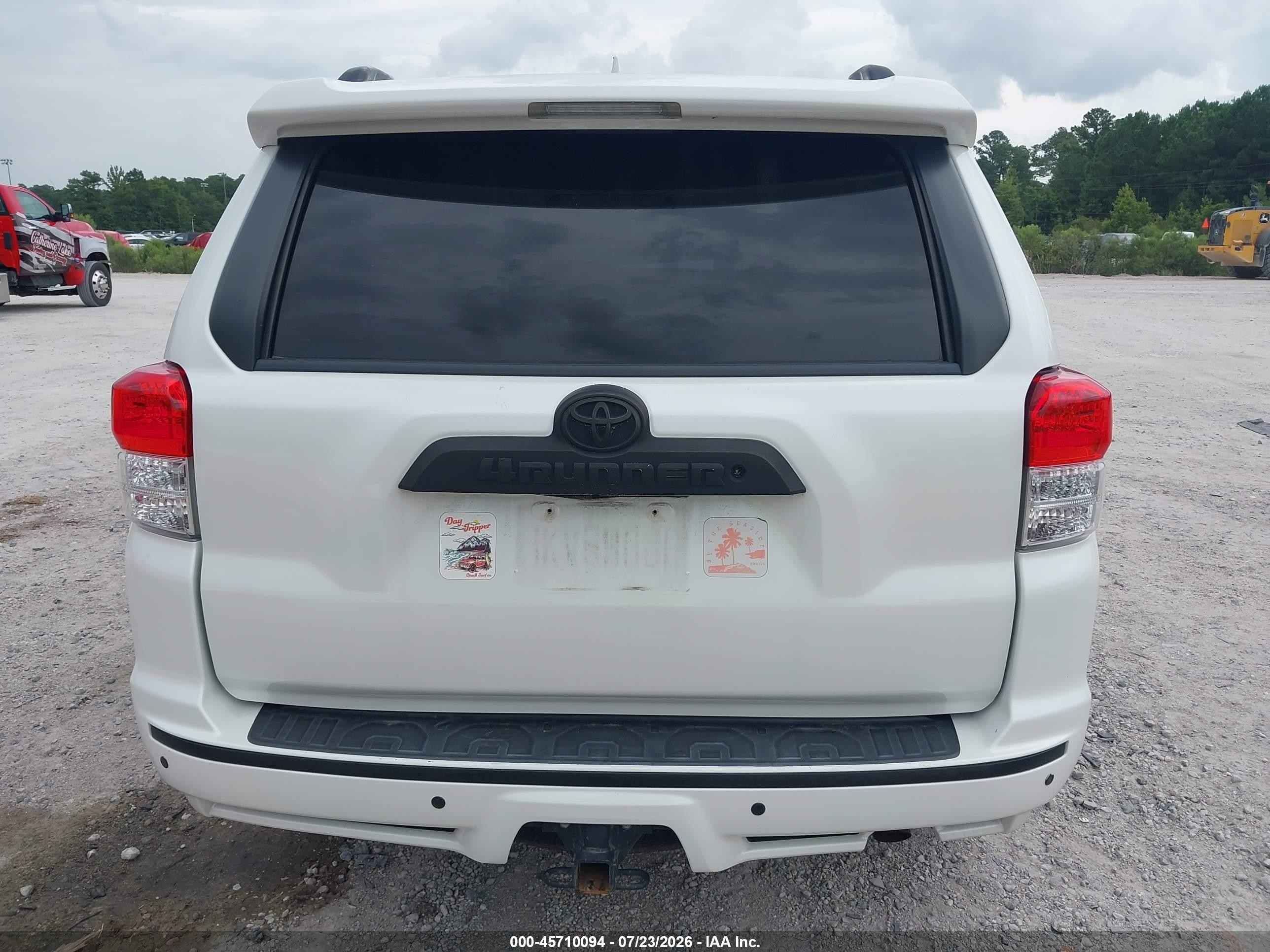 2013 Toyota 4runner Sr5 Белый vin: JTEZU5JR6D5055062