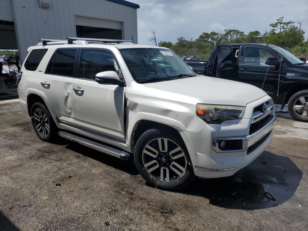 2014 Toyota 4runner Sr5 Белый vin: JTEZU5JR6E5078794