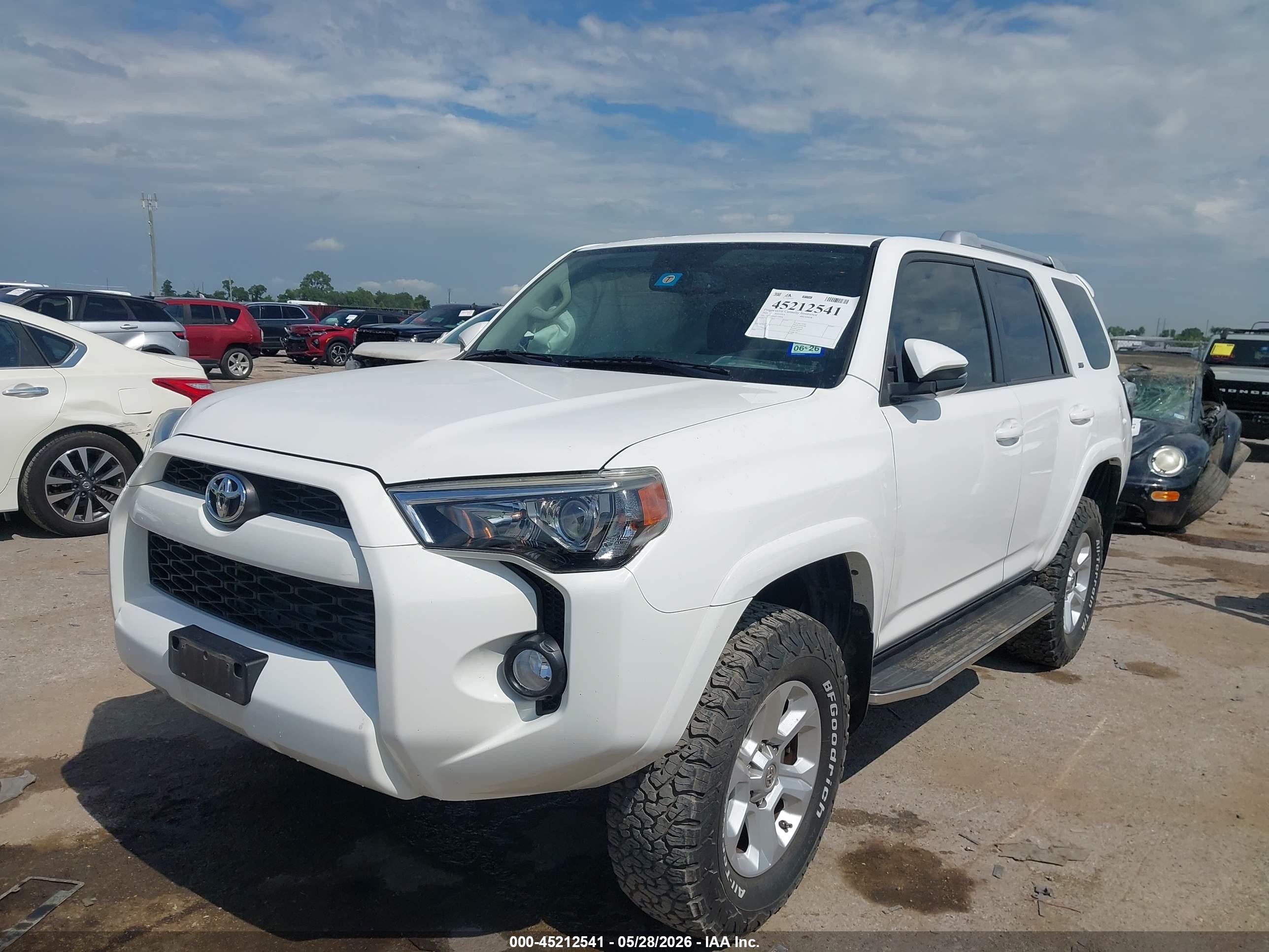 2015 Toyota 4runner Sr5 Premium White vin: JTEZU5JR6F5100858