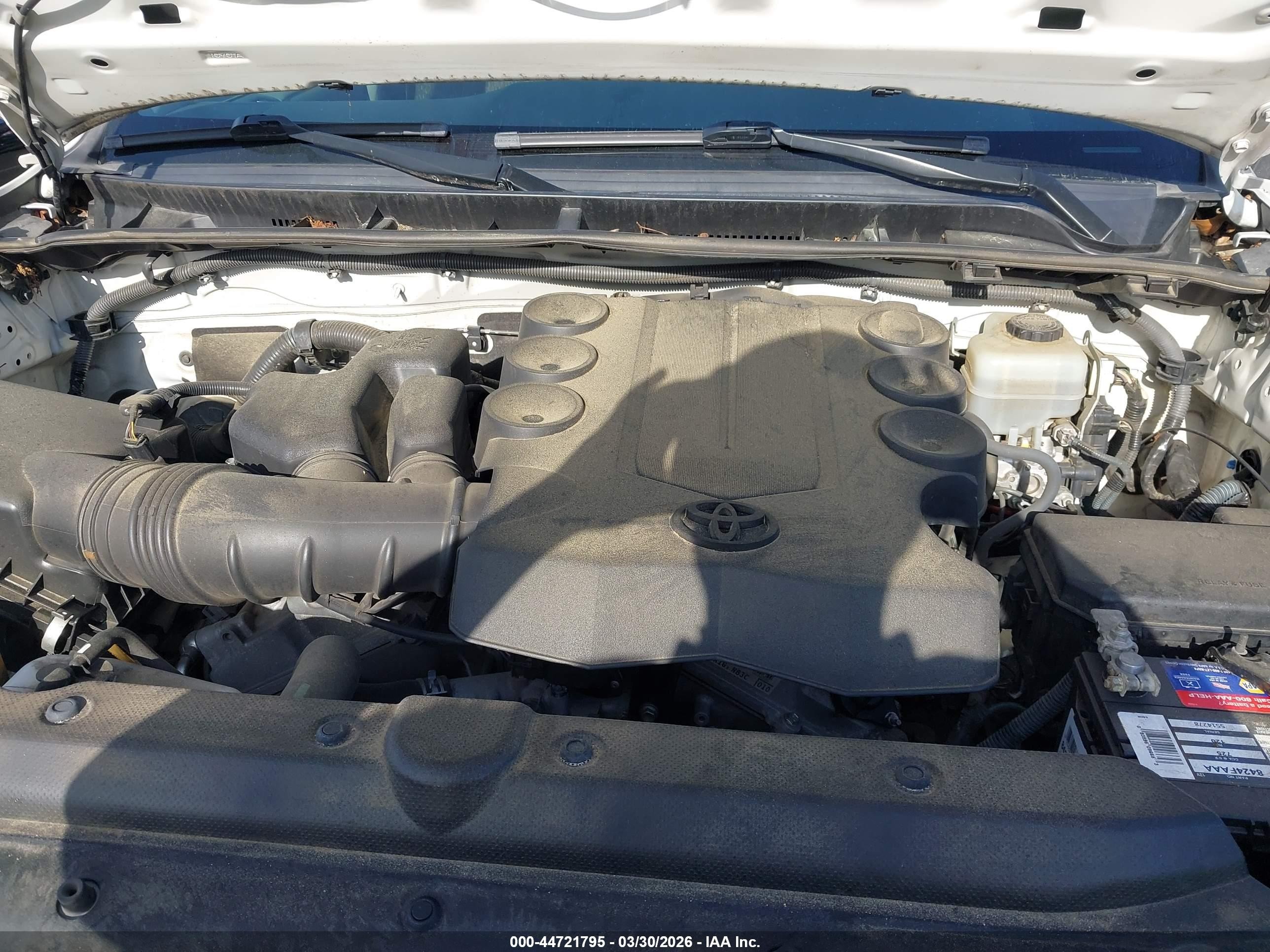 2011 Toyota 4runner Sr5 V6 White vin: JTEZU5JR7B5026909