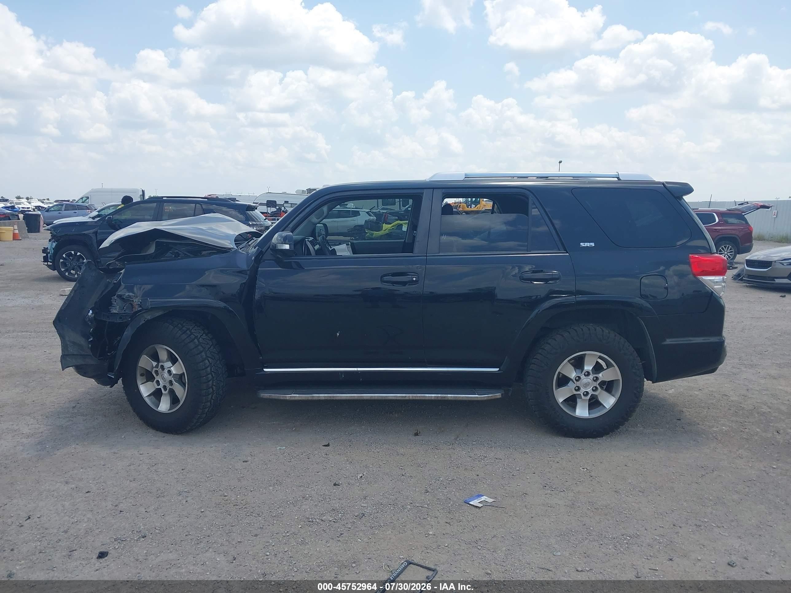 2011 Toyota 4runner Sr5 V6 Серый vin: JTEZU5JR7B5027476