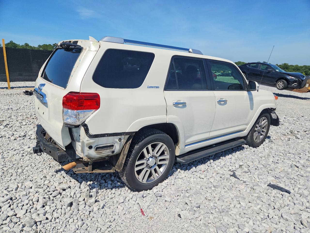 2013 Toyota 4runner Limited White vin: JTEZU5JR7D5048394