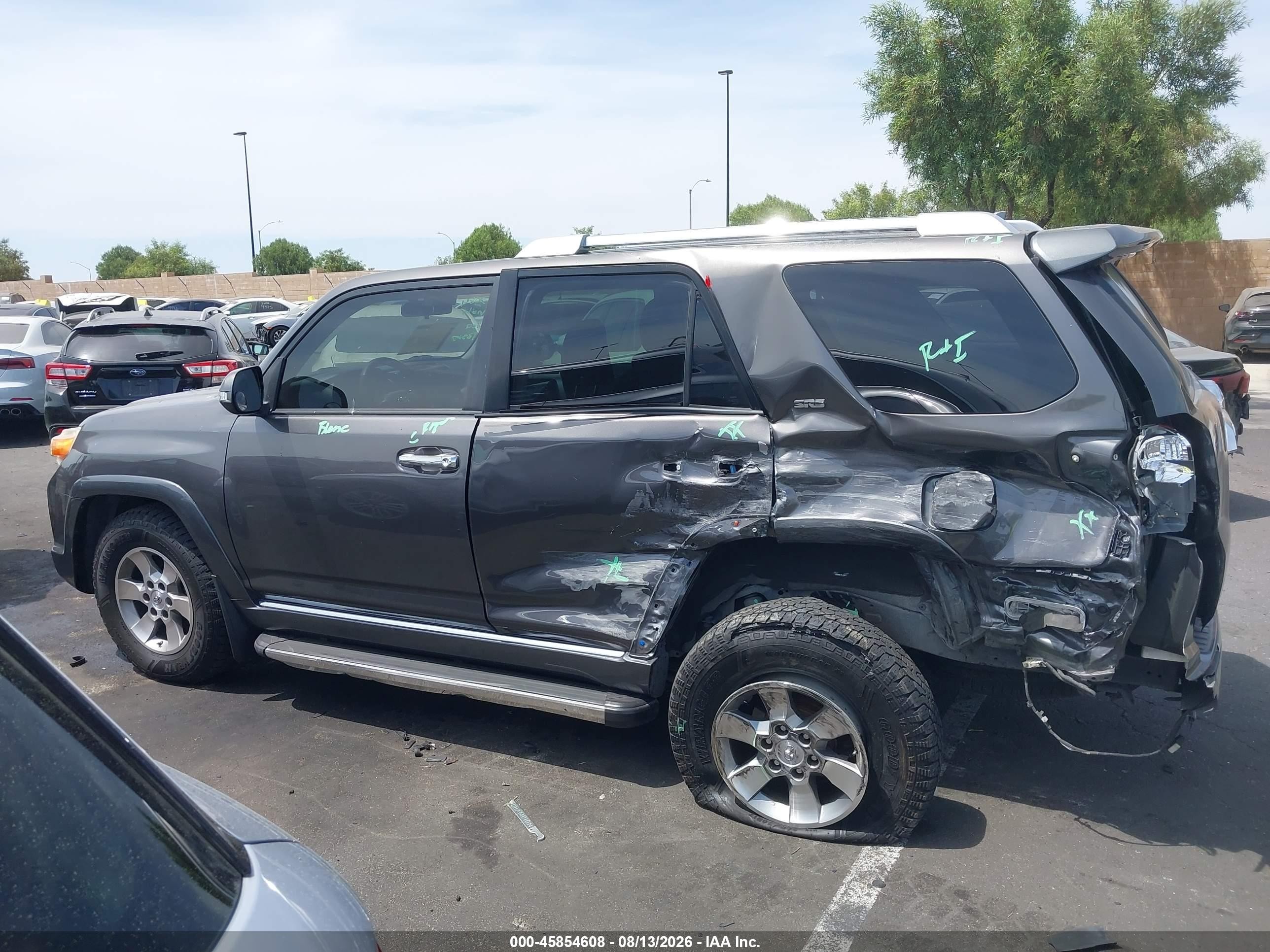 2013 Toyota 4runner Sr5 Серый vin: JTEZU5JR7D5049660