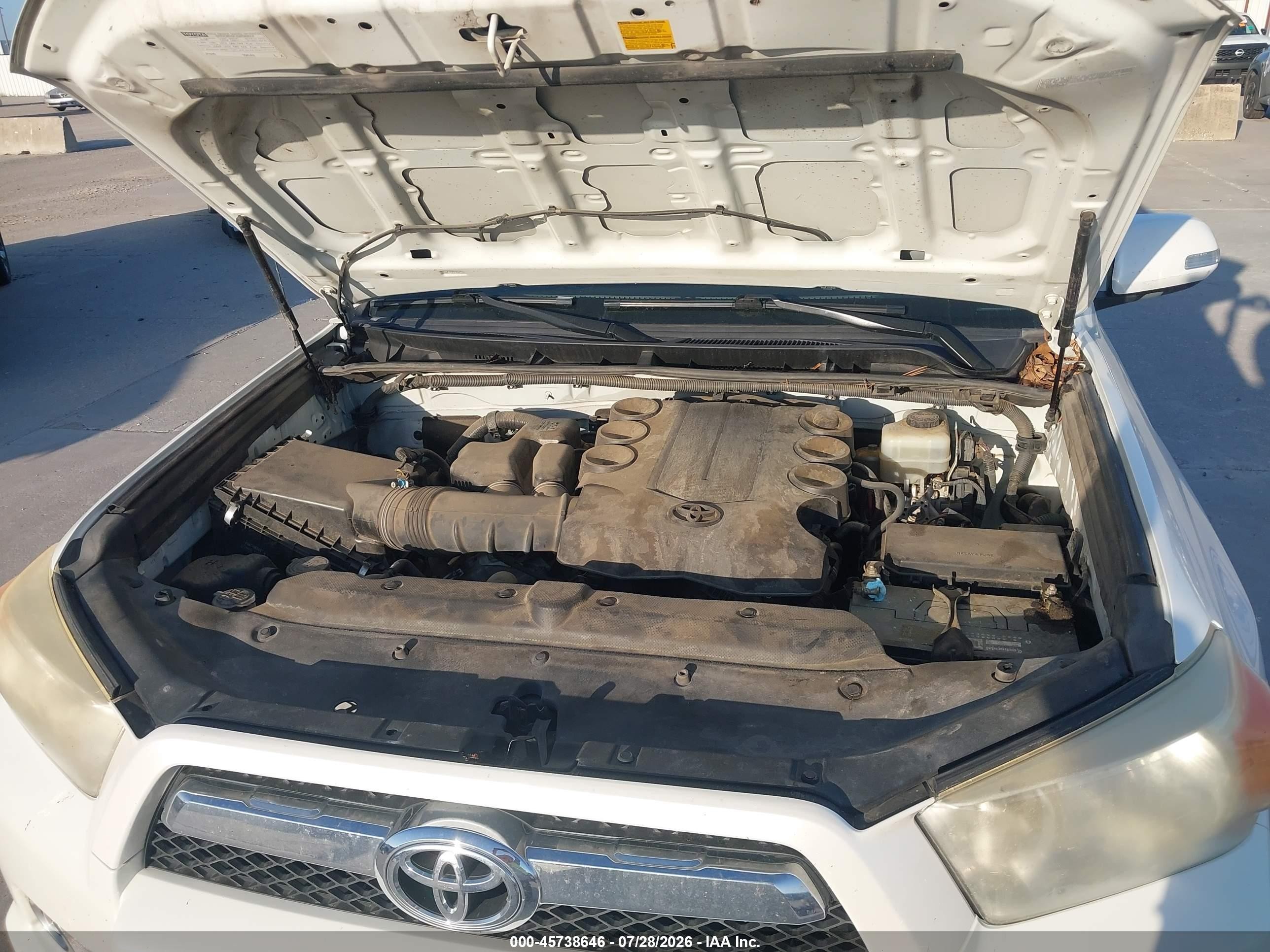 2013 Toyota 4runner Sr5 White vin: JTEZU5JR7D5051750