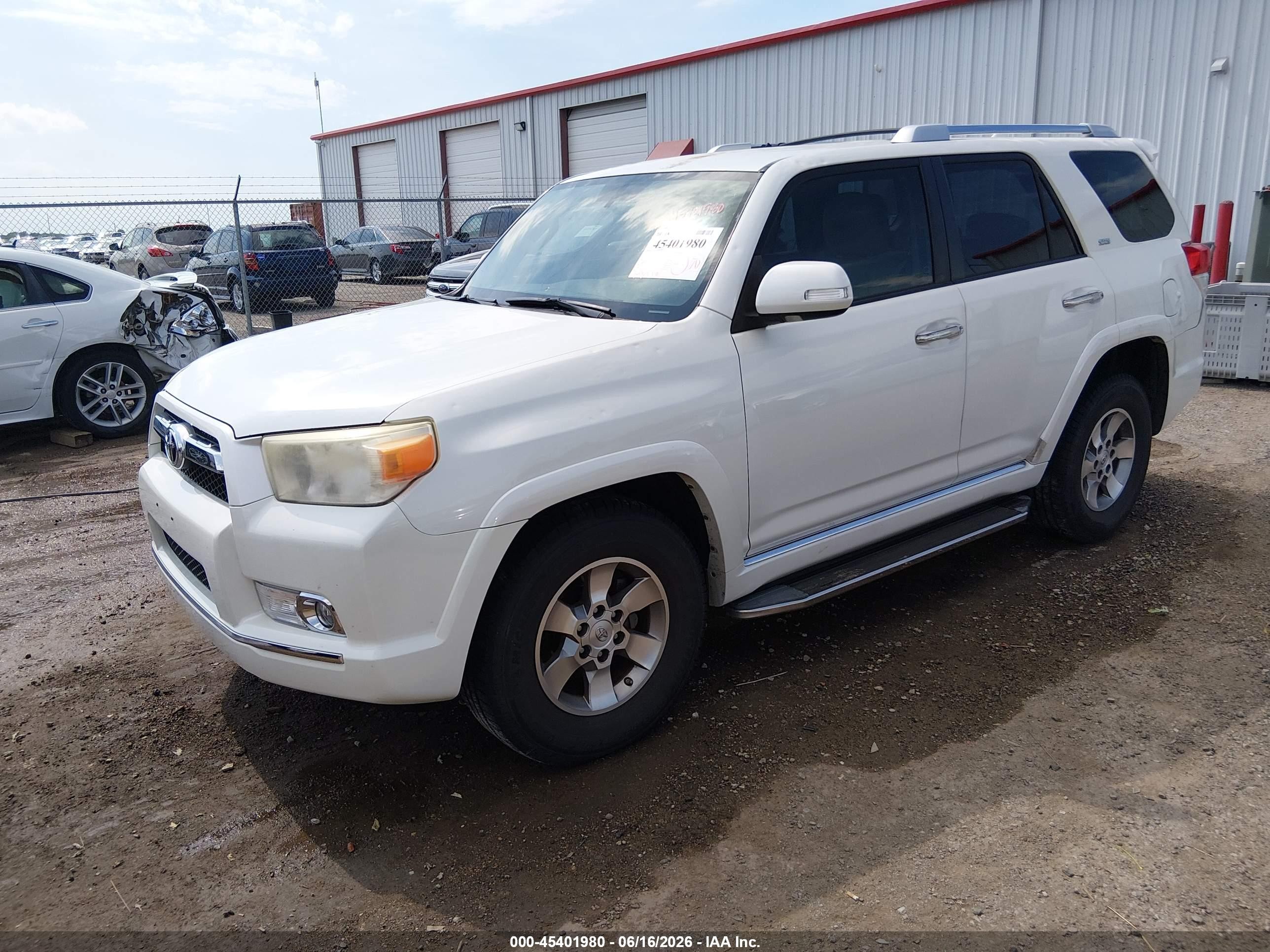 2013 Toyota 4runner Sr5 White vin: JTEZU5JR7D5063672