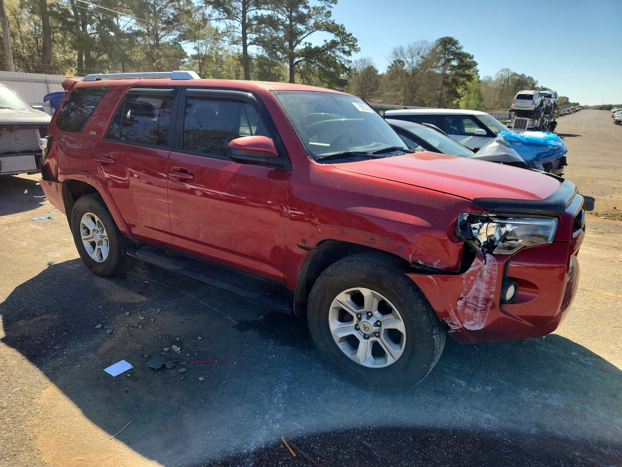 2015 Toyota 4 Runner Red vin: JTEZU5JR7F5094374