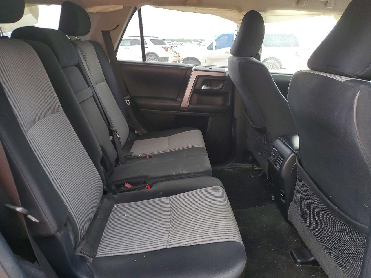 2015 Toyota 4runner Sr5 Black vin: JTEZU5JR7F5096402