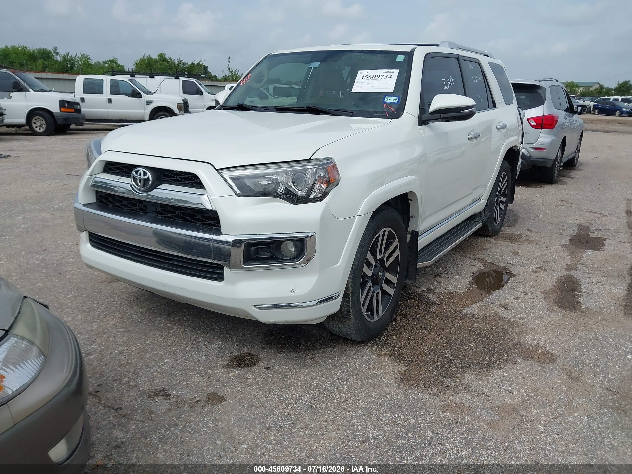 2015 Toyota 4runner Limited White vin: JTEZU5JR7F5108659