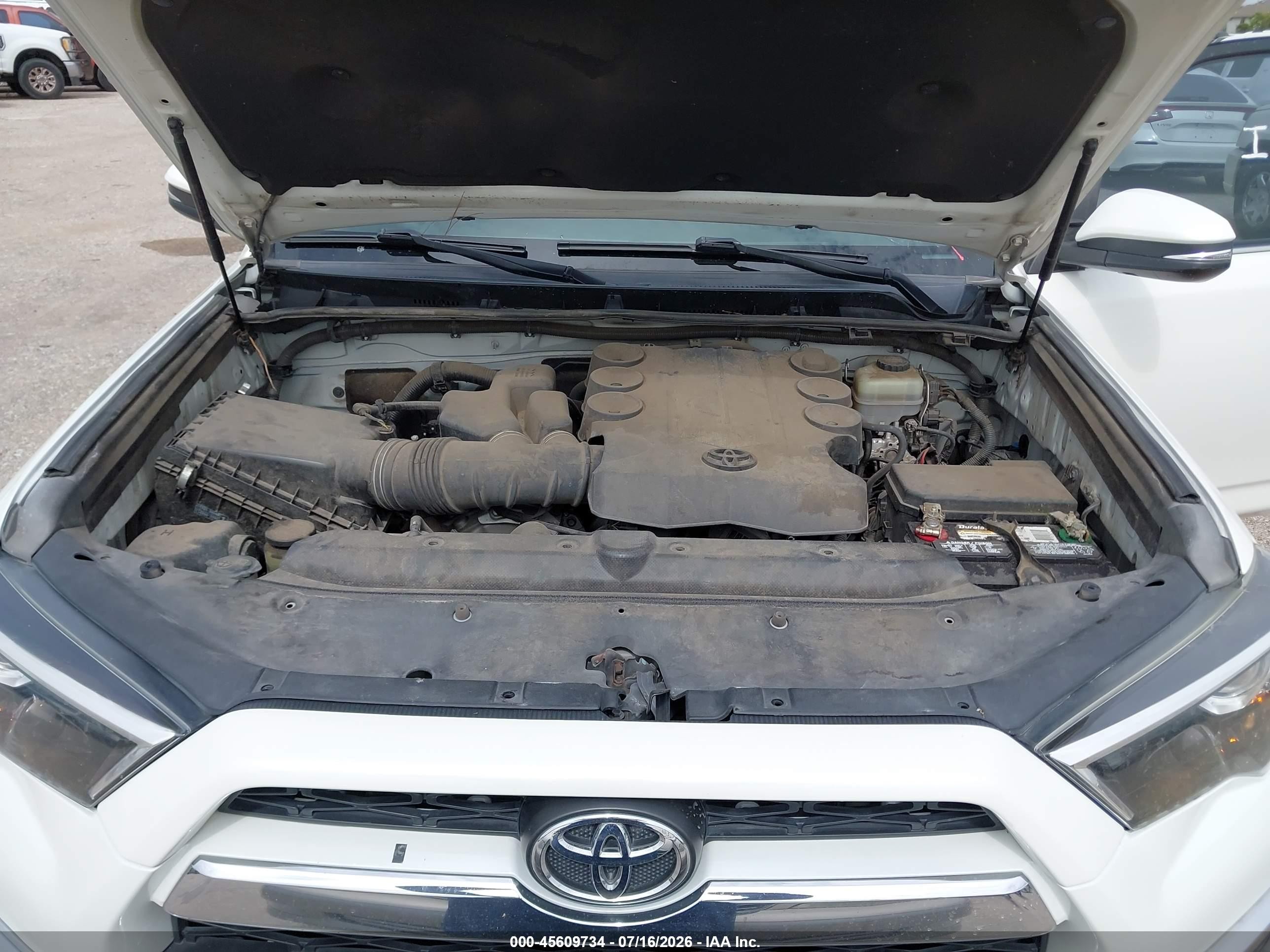 2015 Toyota 4runner Limited White vin: JTEZU5JR7F5108659