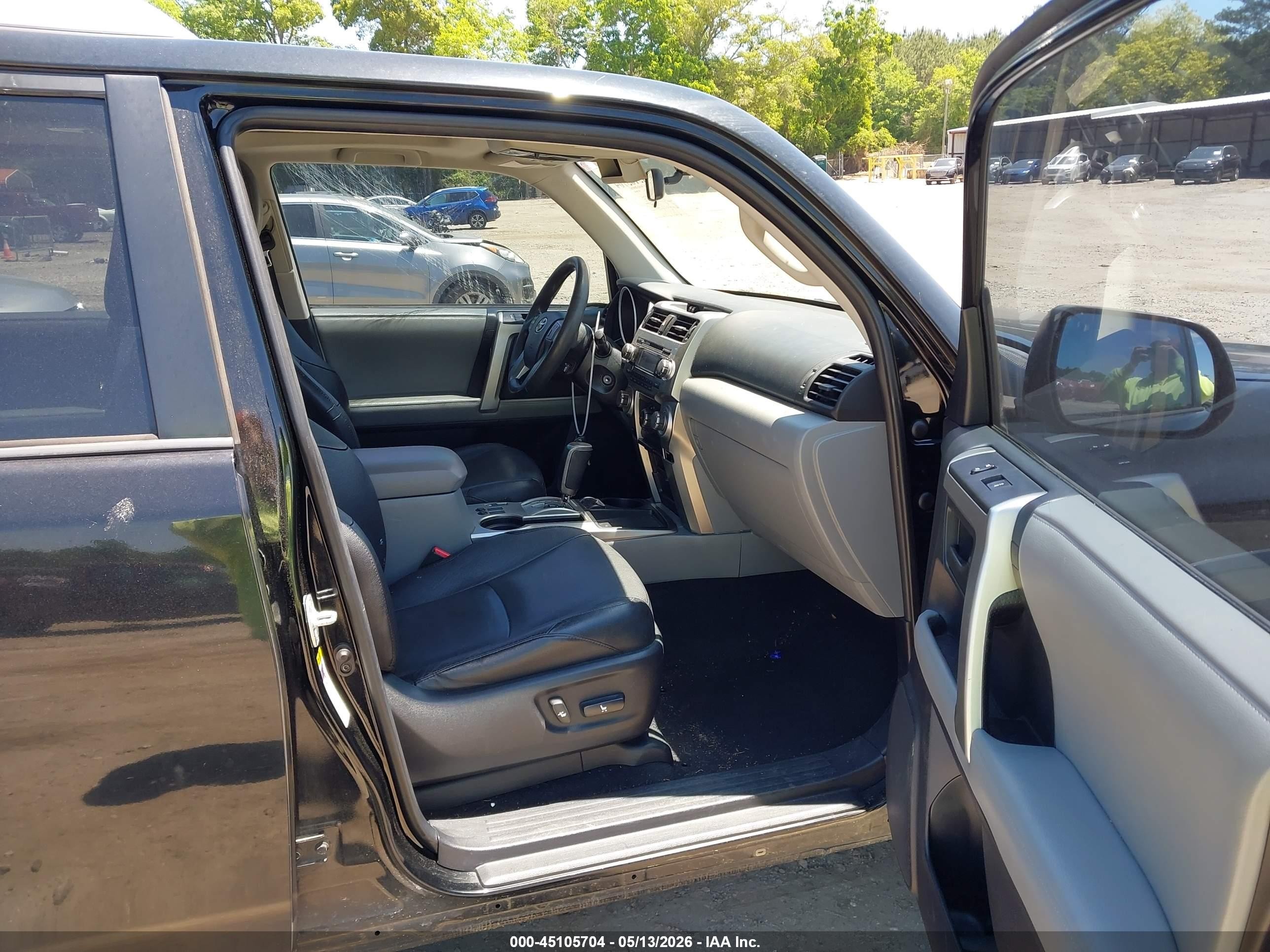 2011 Toyota 4runner Sr5 V6 Black vin: JTEZU5JR8B5031472