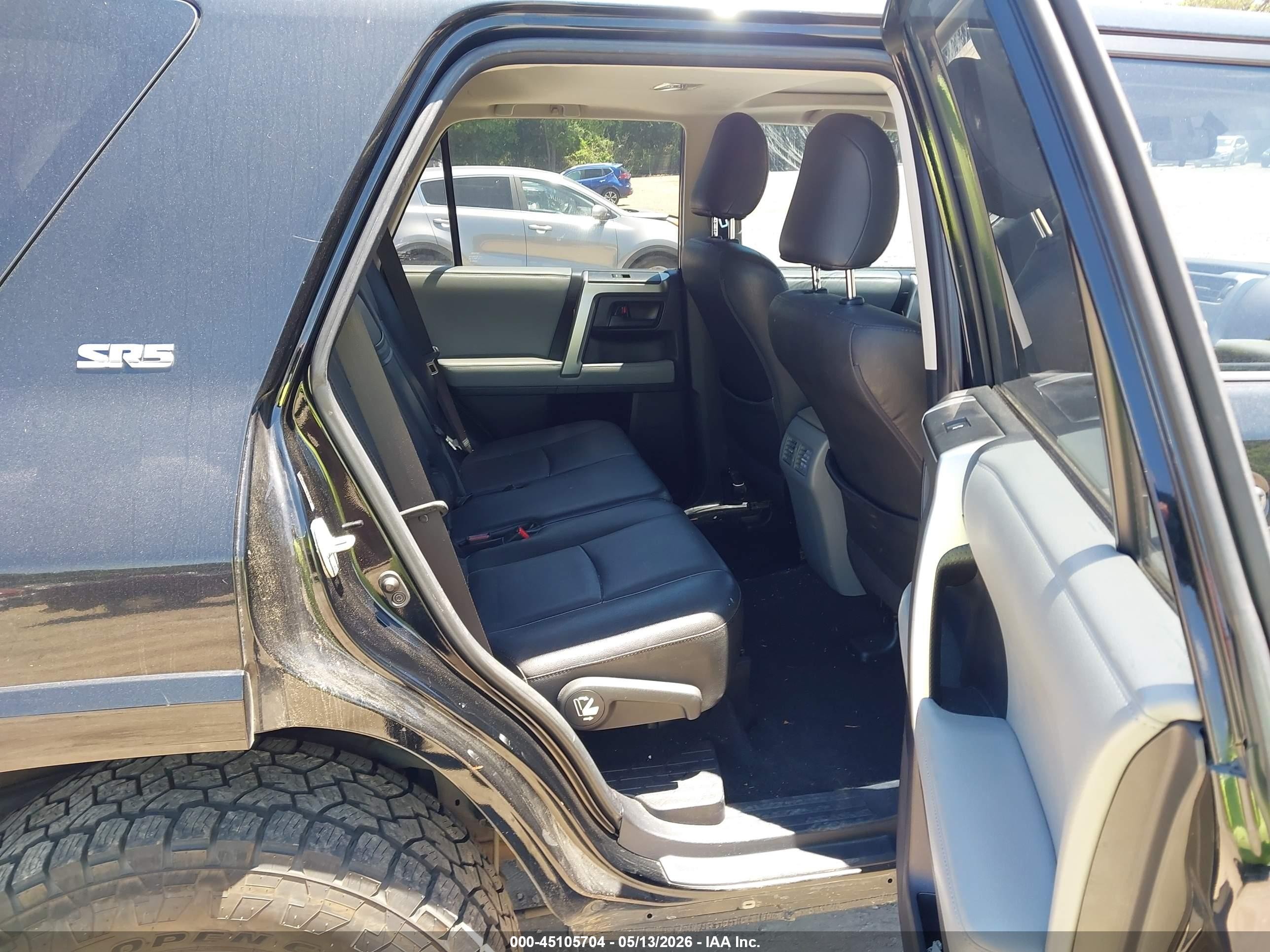 2011 Toyota 4runner Sr5 V6 Black vin: JTEZU5JR8B5031472