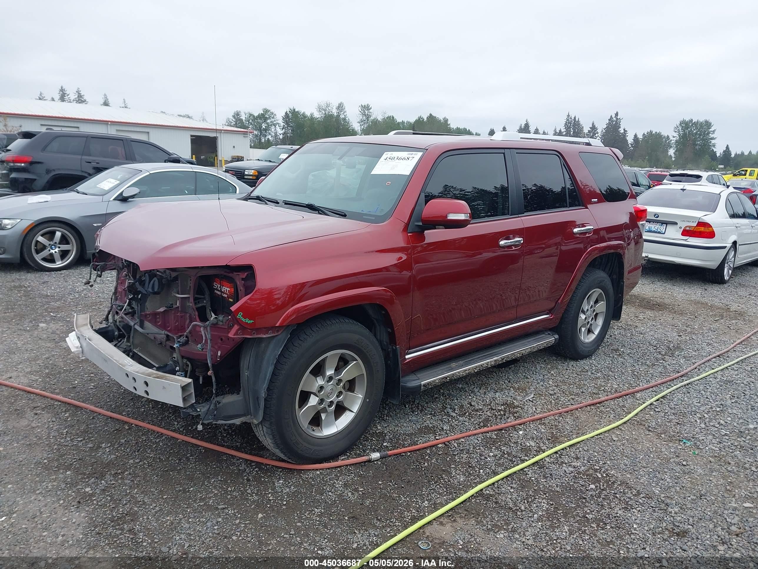 2012 Toyota 4runner Sr5 Red vin: JTEZU5JR8C5038696